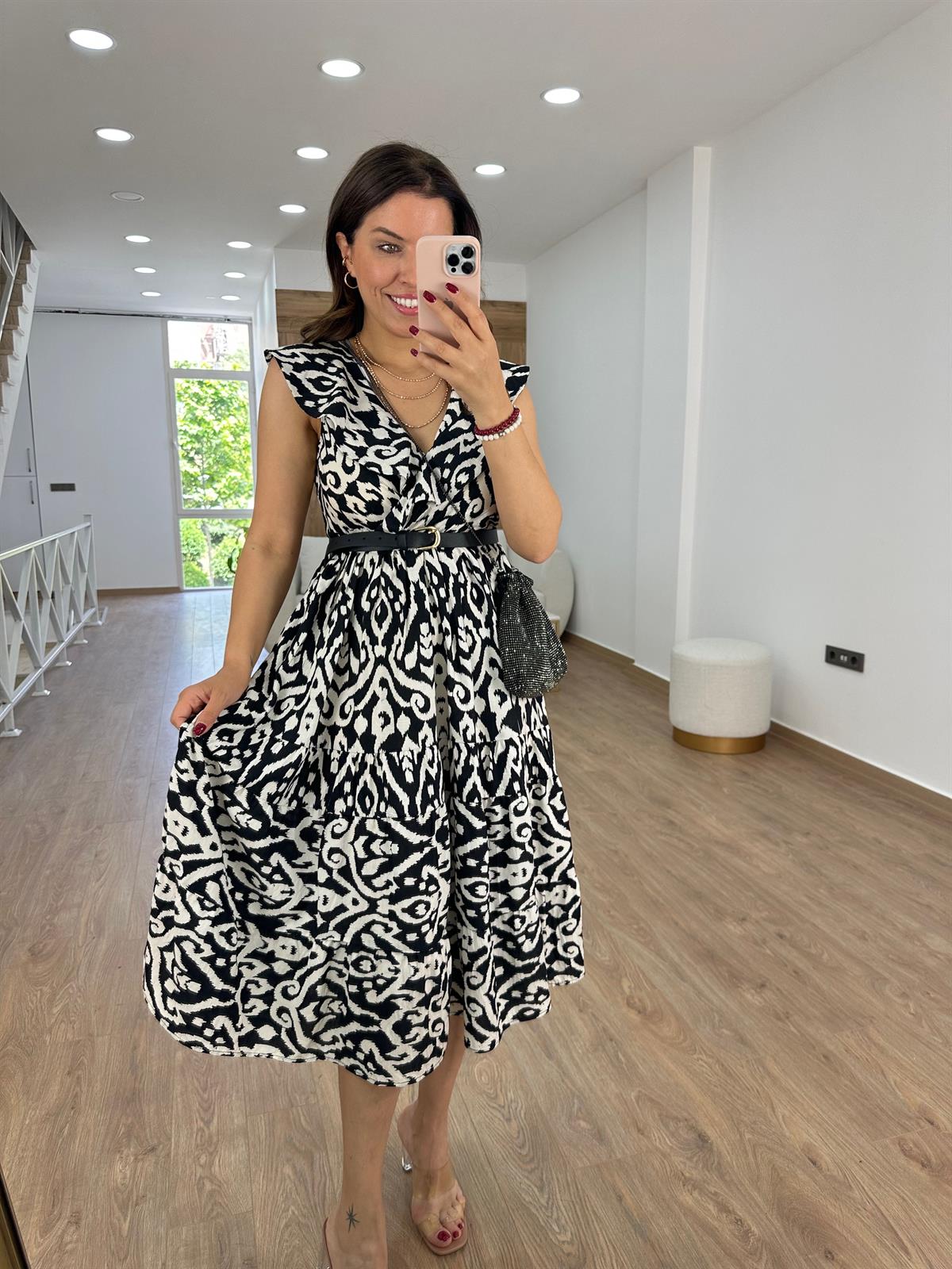 Yakası Volanlı Beli Lastikli Midi Boy Elbise