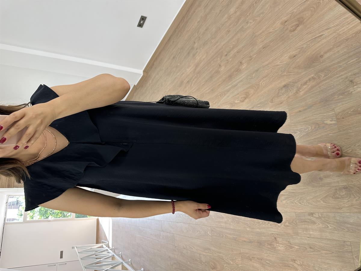 Yakası Volanlı Tnsel Elbise-Siyah