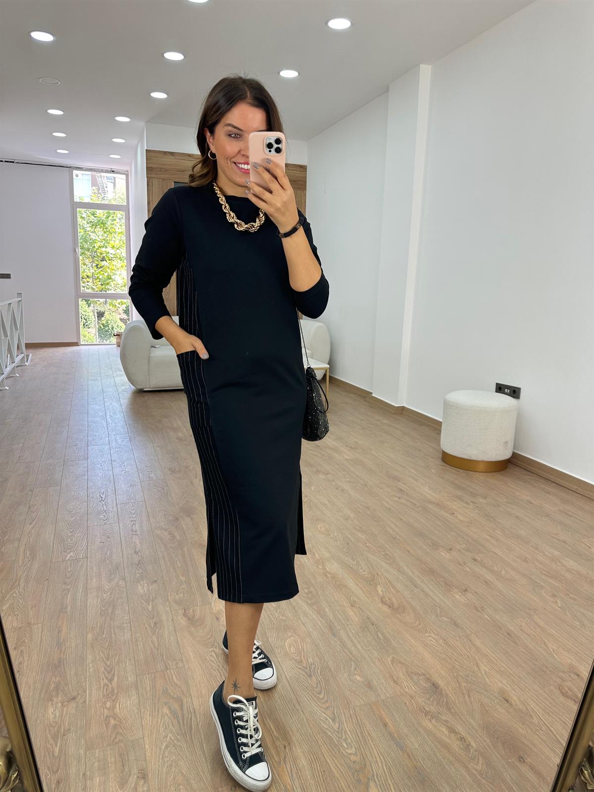 Yanı Cepli Çizgi Detaylı Sweat Elbise-Siyah