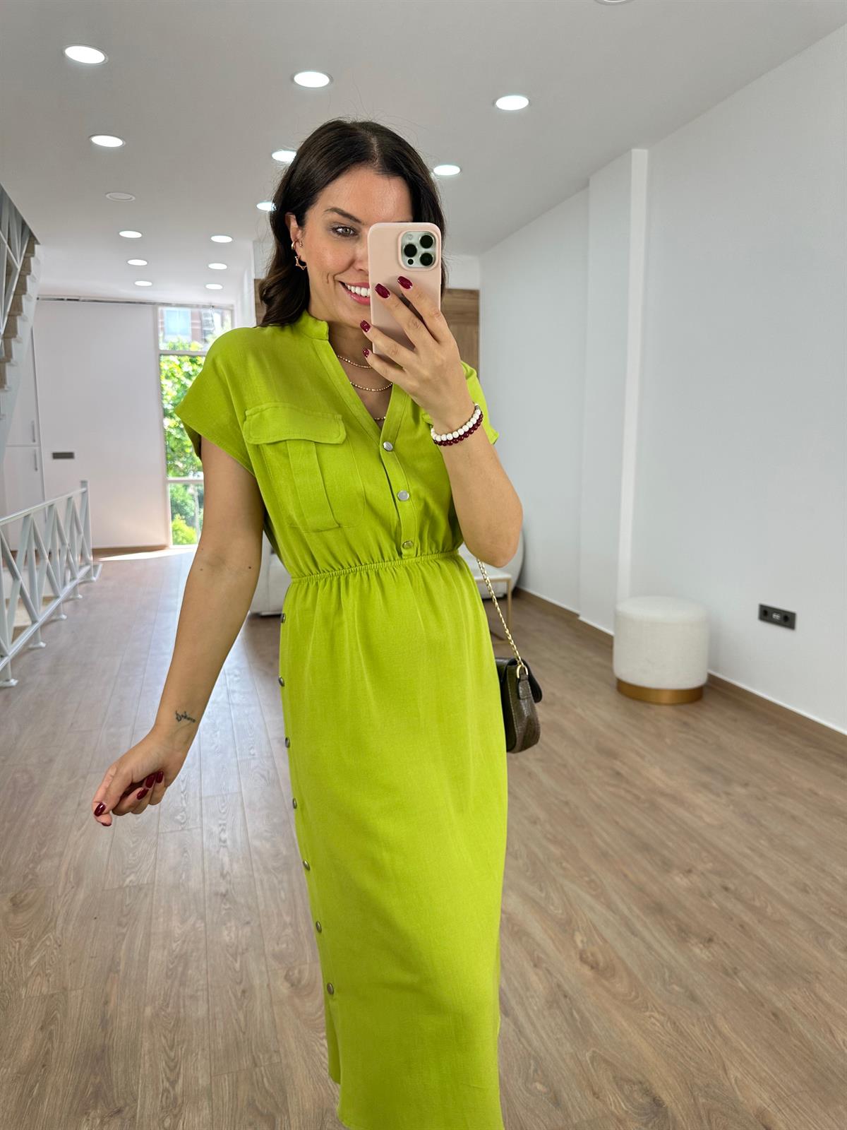 Yanı Çıtçıtlı Tasarım Keten Elbise-Yeşil