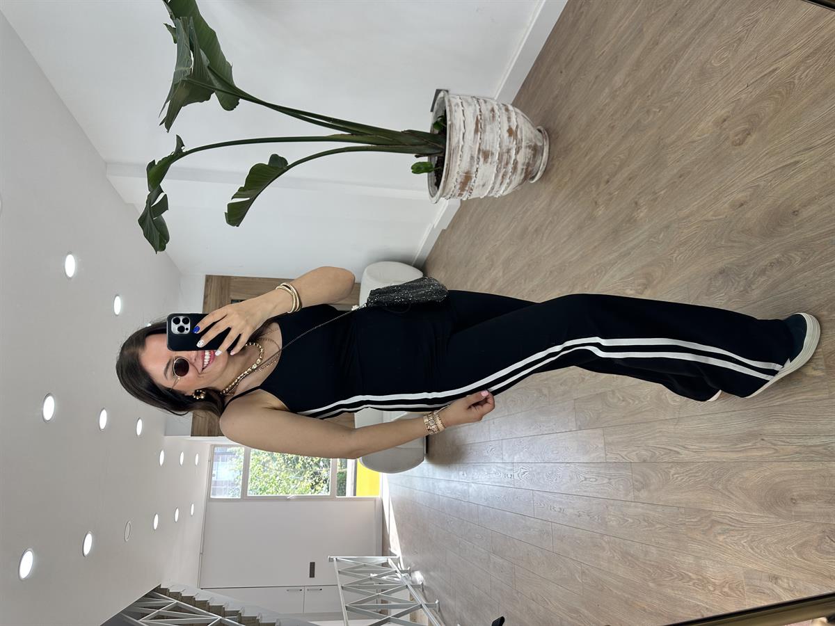 Yanları Şerit Detaylı Likralı Tulum