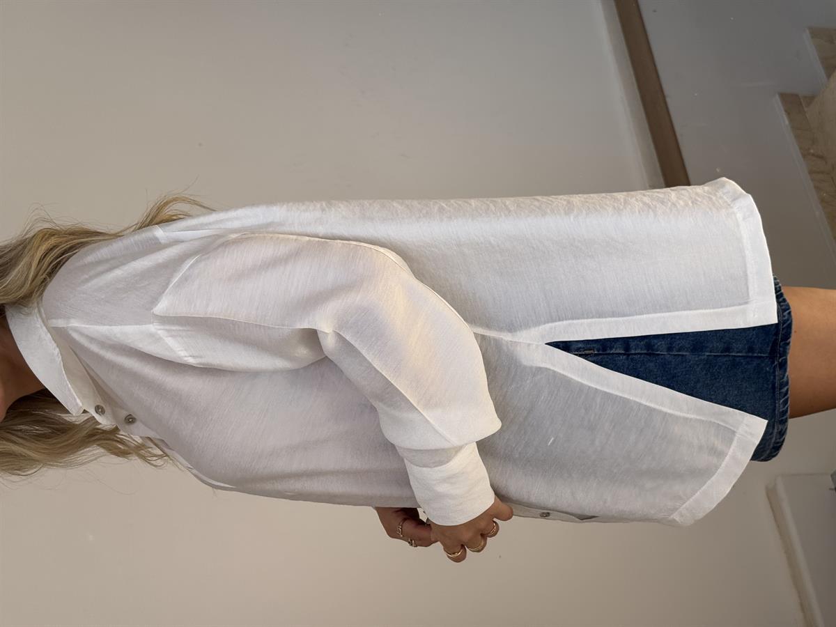 Yanları Yırtmaçlı Salaş Modal Gömlek - Beyaz