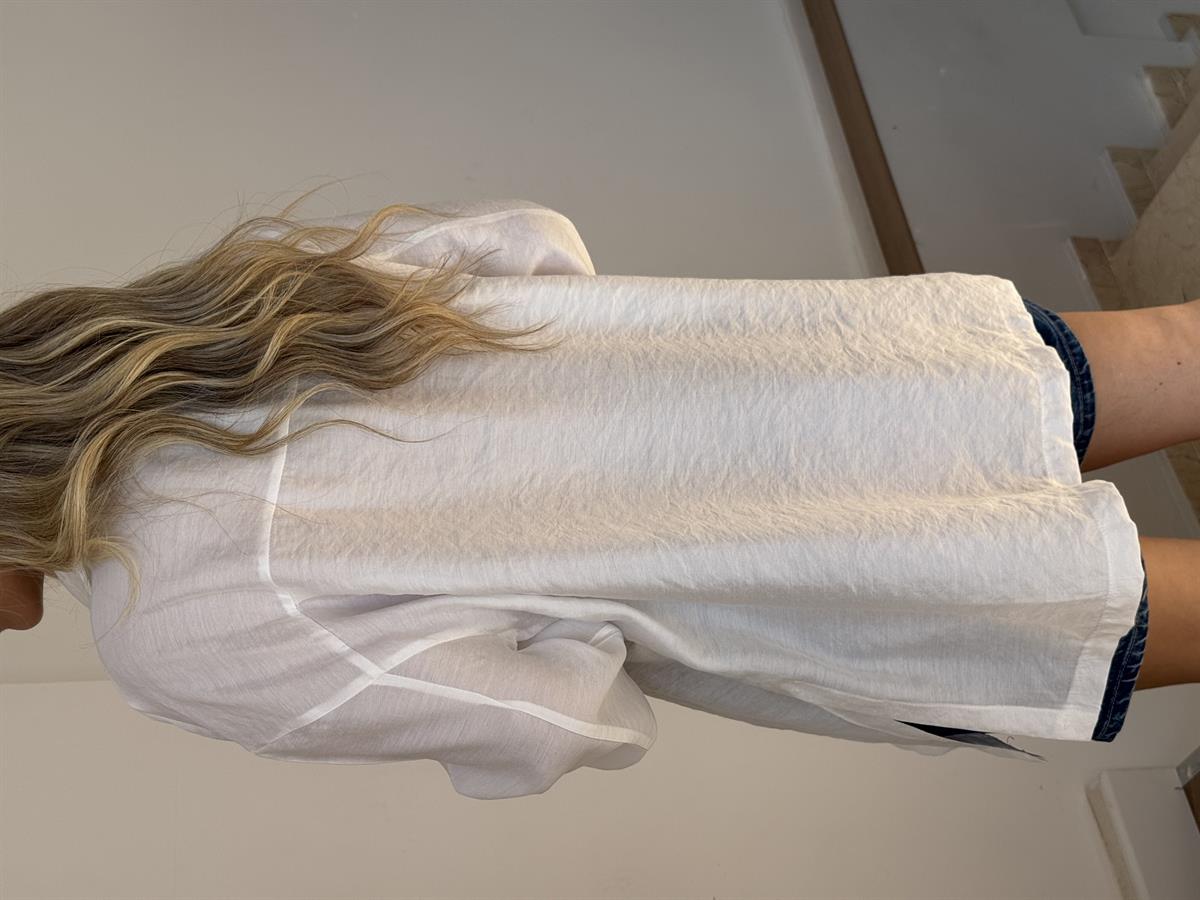 Yanları Yırtmaçlı Salaş Modal Gömlek - Beyaz