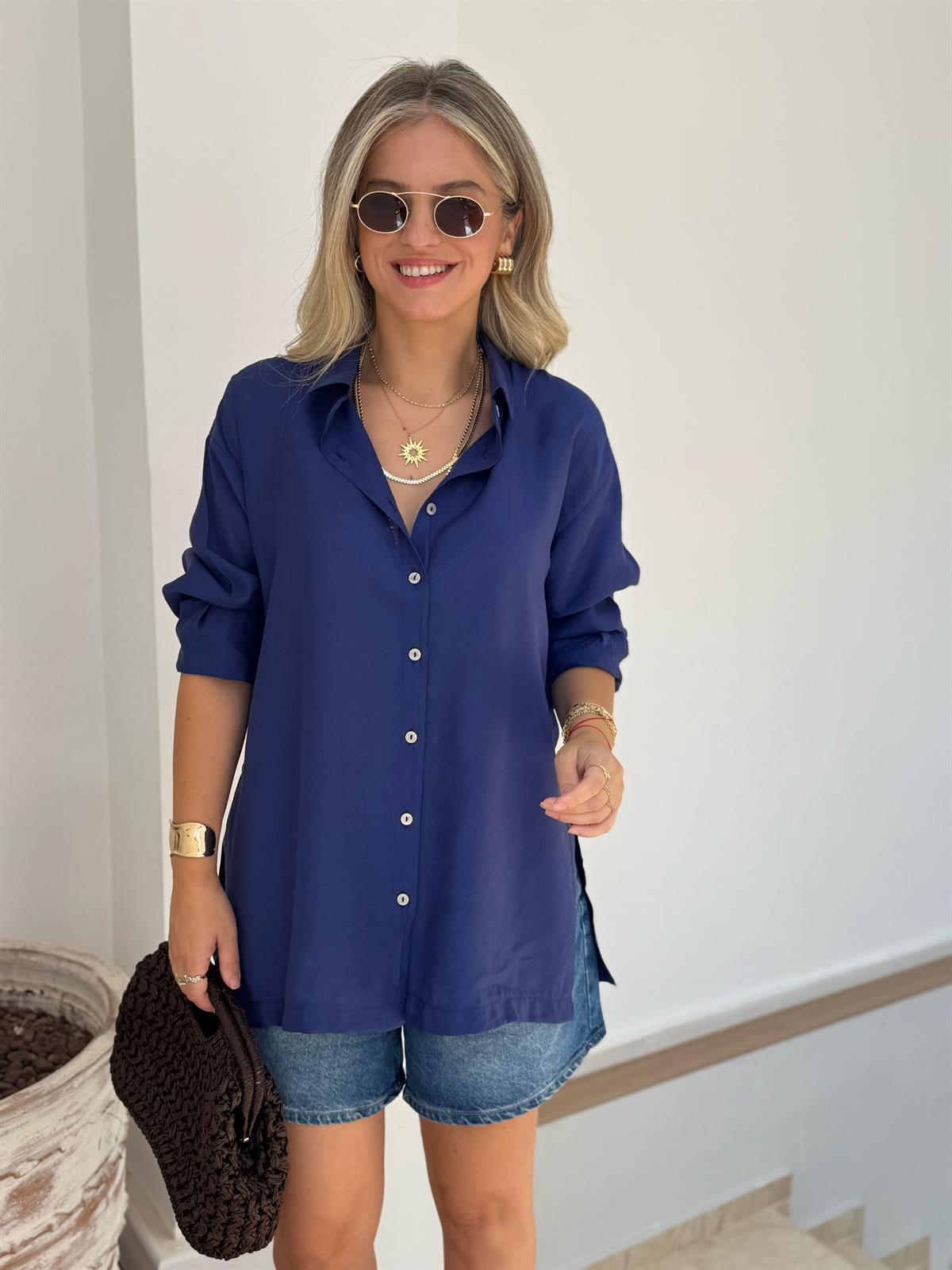 Yanları Yırtmaçlı Salaş Modal Gömlek - Lacivert