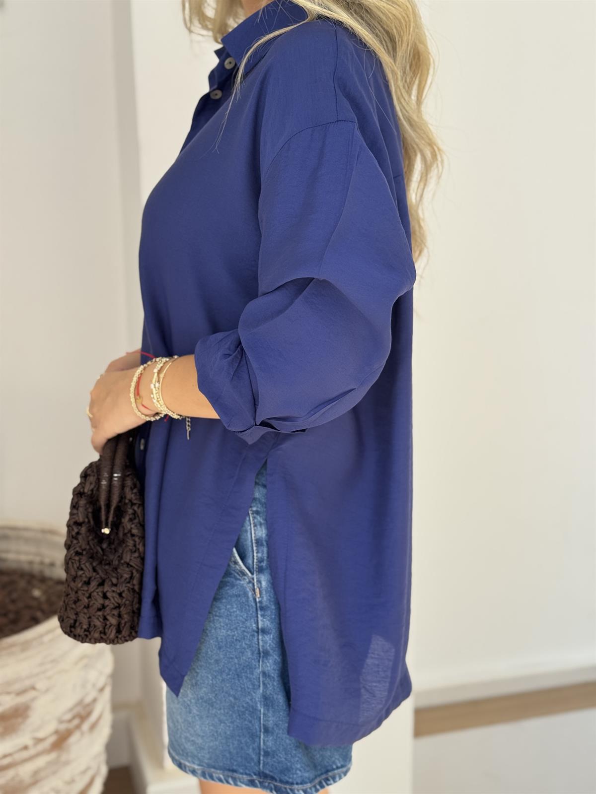 Yanları Yırtmaçlı Salaş Modal Gömlek - Lacivert