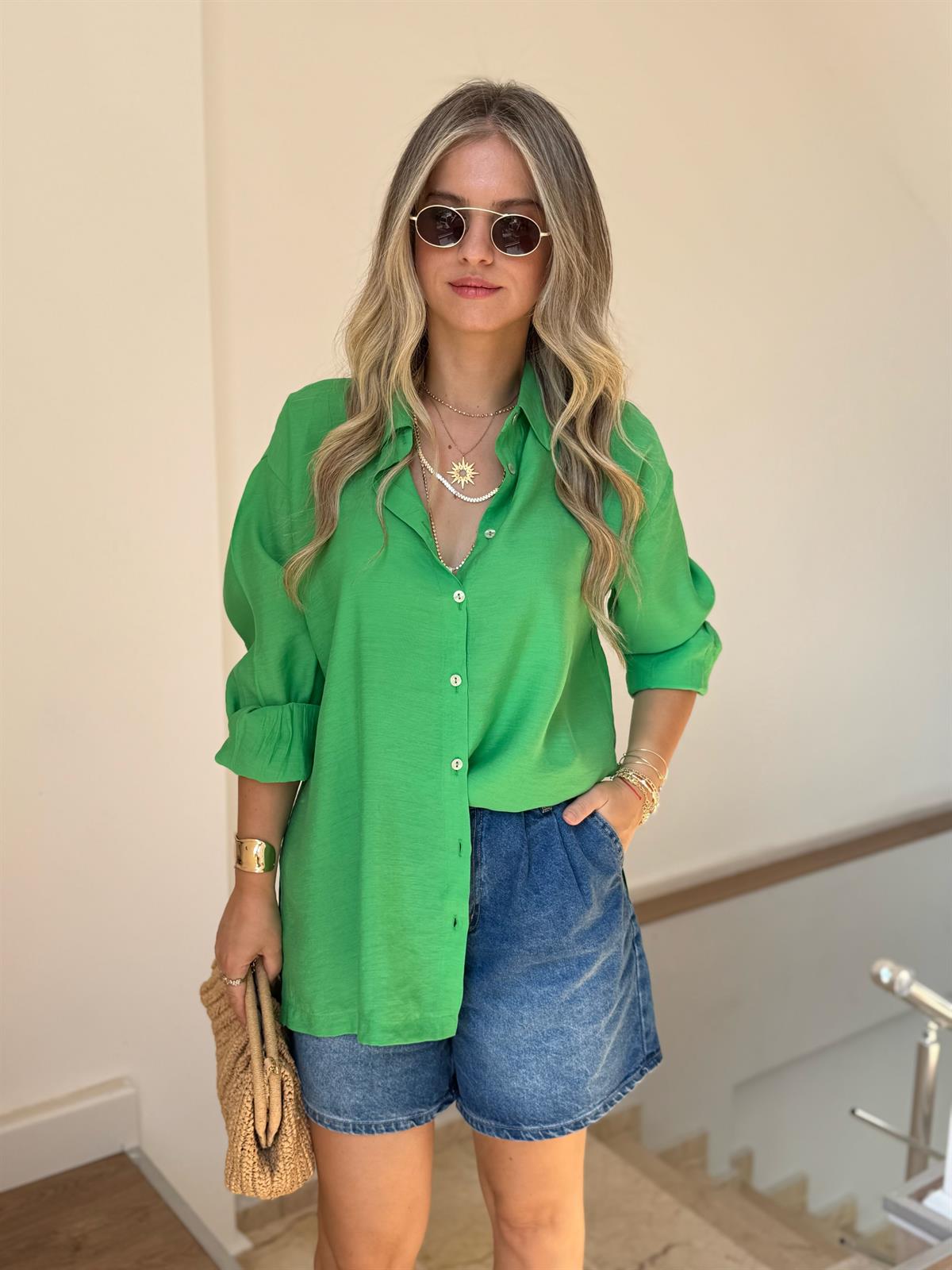 Yanları Yırtmaçlı Salaş Modal Gömlek - Yeşil