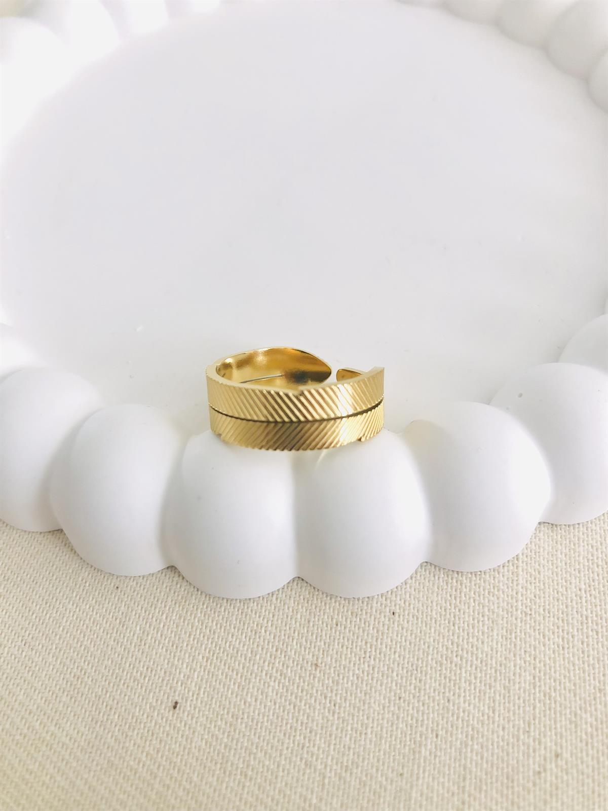 Yaprak Desen Gold Çelik Ayarlanabilir Yüzük