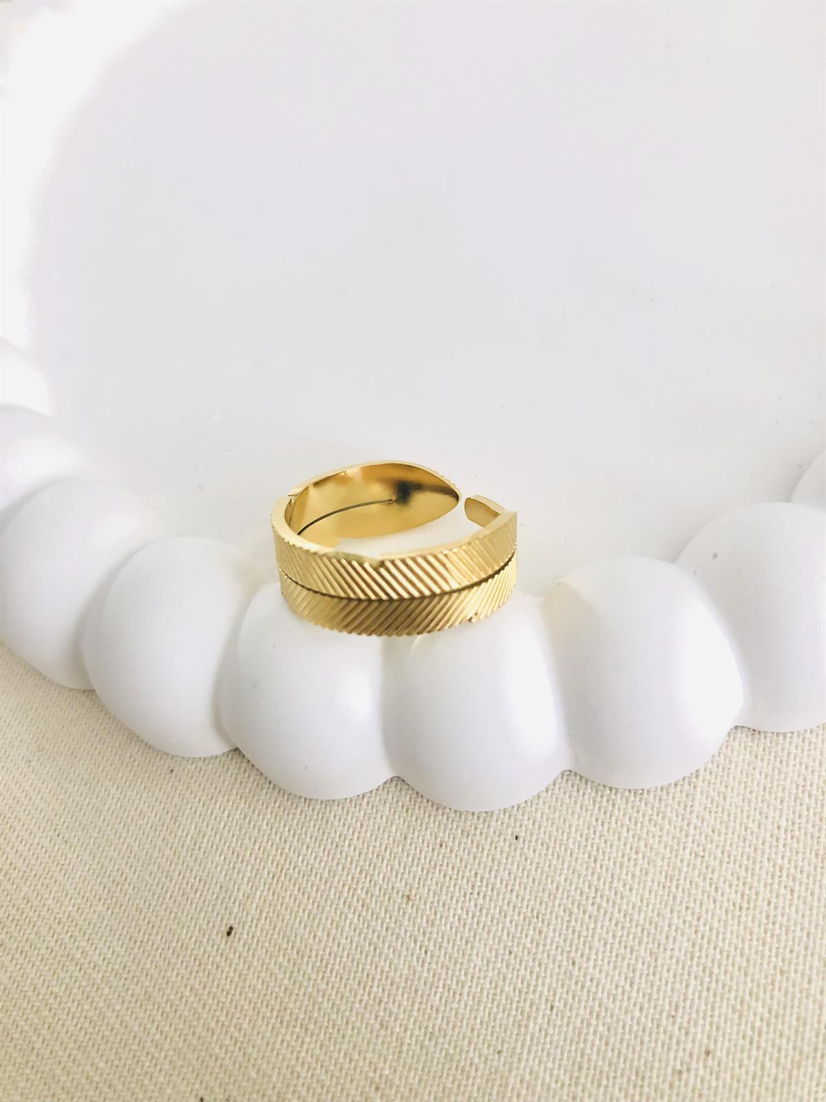 Yaprak Desen Gold Çelik Ayarlanabilir Yüzük