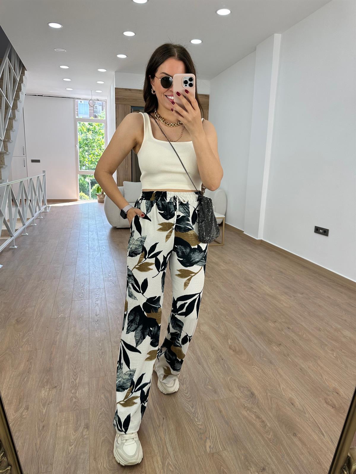 Yaprak Desenli Pantolon-Siyah