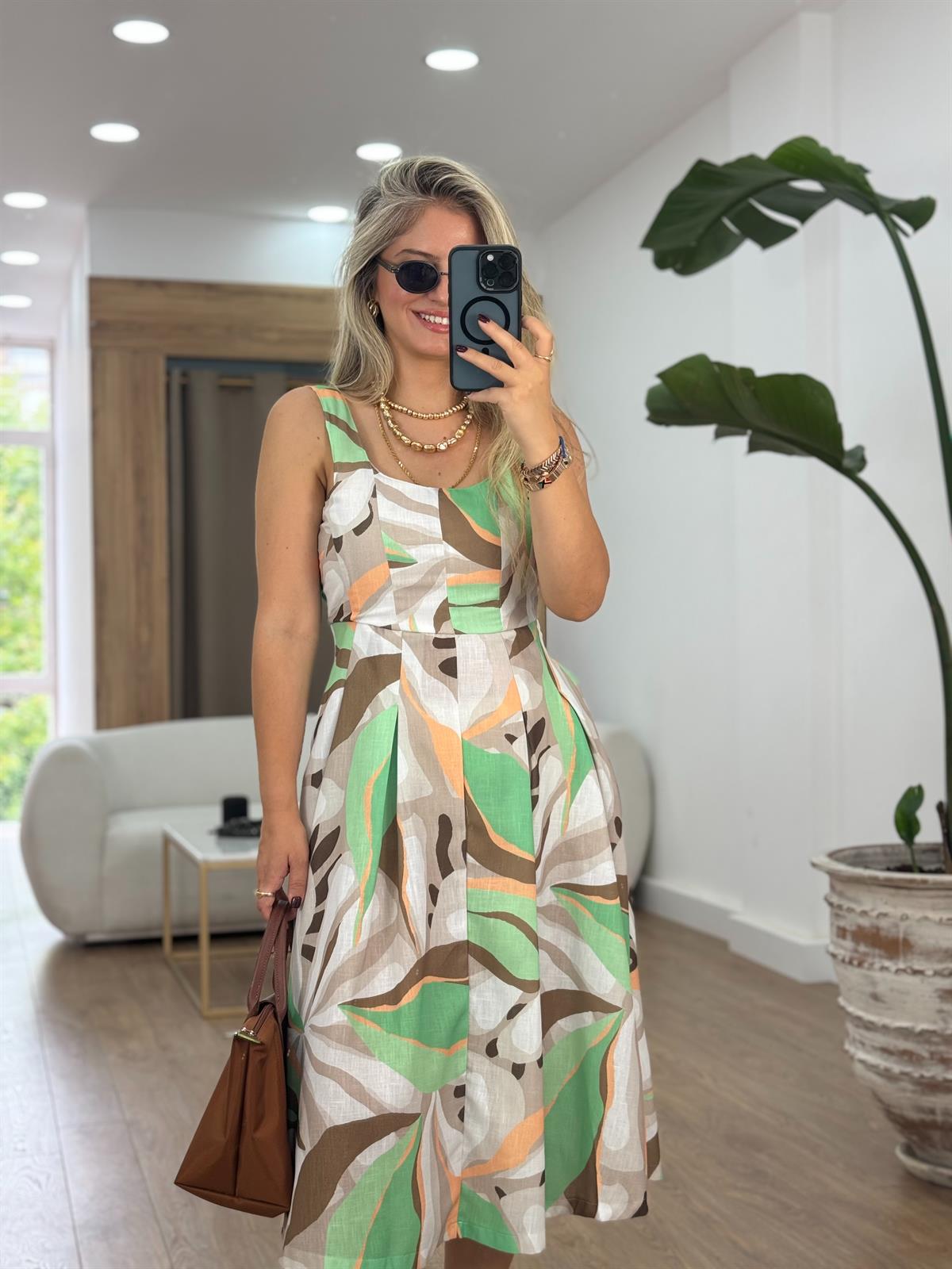 Yaprak Desenli Piliseli Keten Elbise-Yeşil