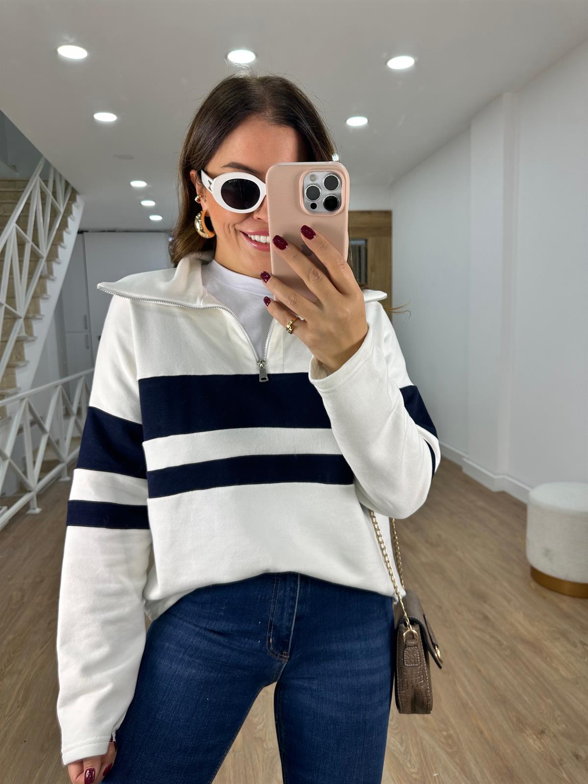 Yarım Fermuarlı Çizgi Detaylı Sweatshirt