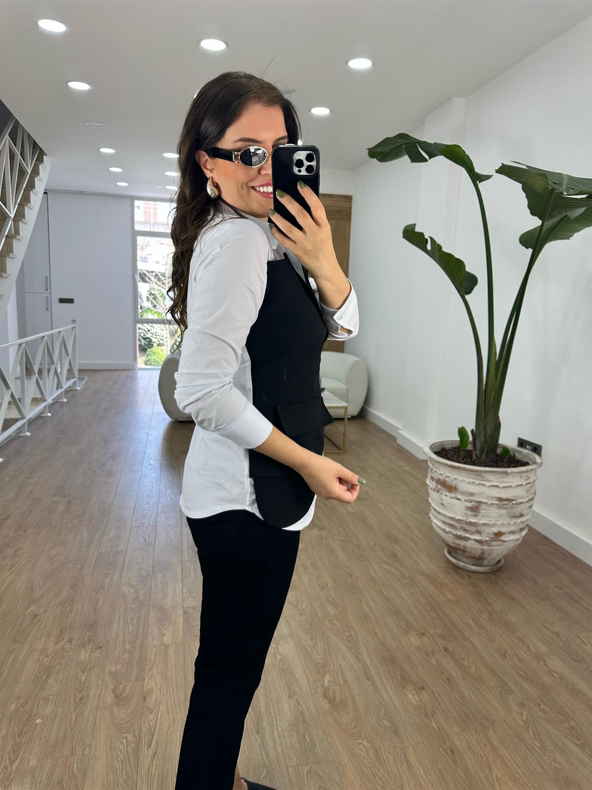 Yelek Garnili Gold Düğmeli Tasarım Gömlek