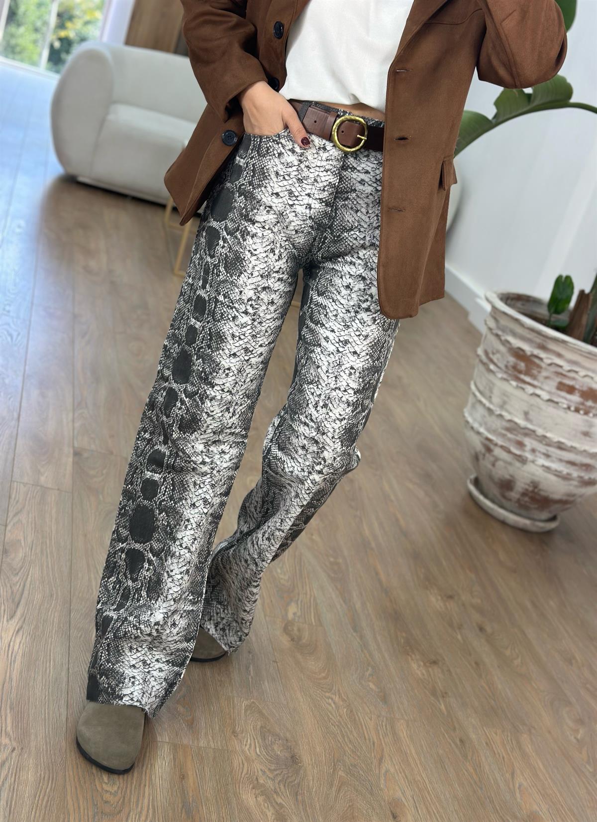 Yılan Derili Bol Paça Pantolon 