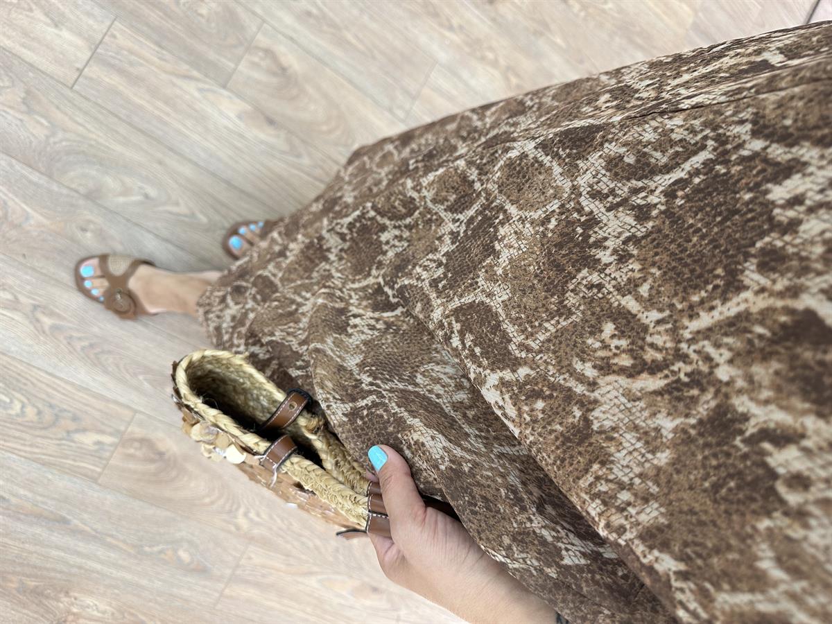 Yılan Desen Boyundan Bağlamalı Şifon Elbise 