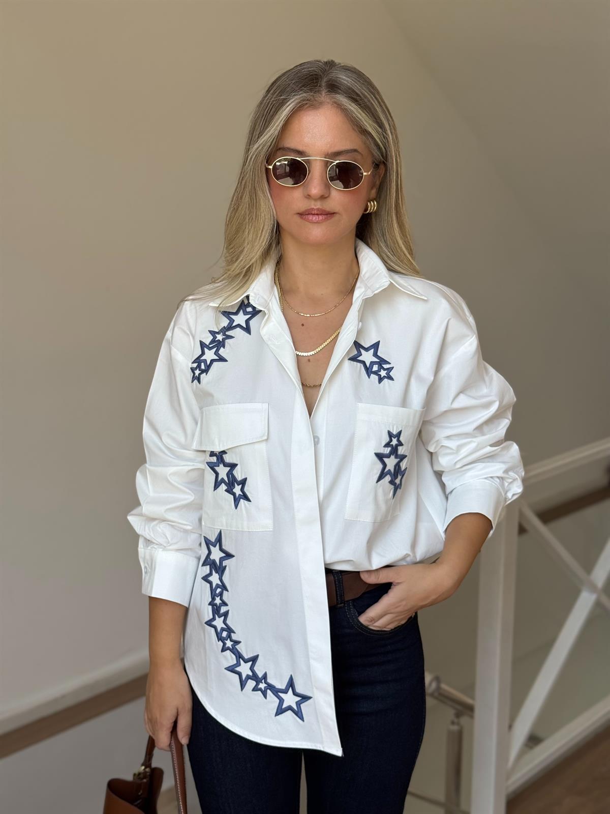 Yıldız İşlemeli Gömlek