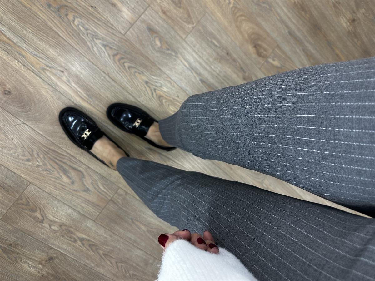 Yüksek Bel Çizgili Flatolu Pantolon - Gri