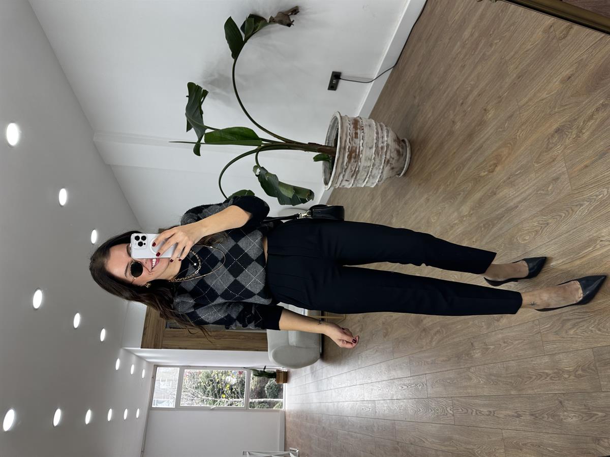 Yüksek Bel Flatolu Pantolon - Siyah