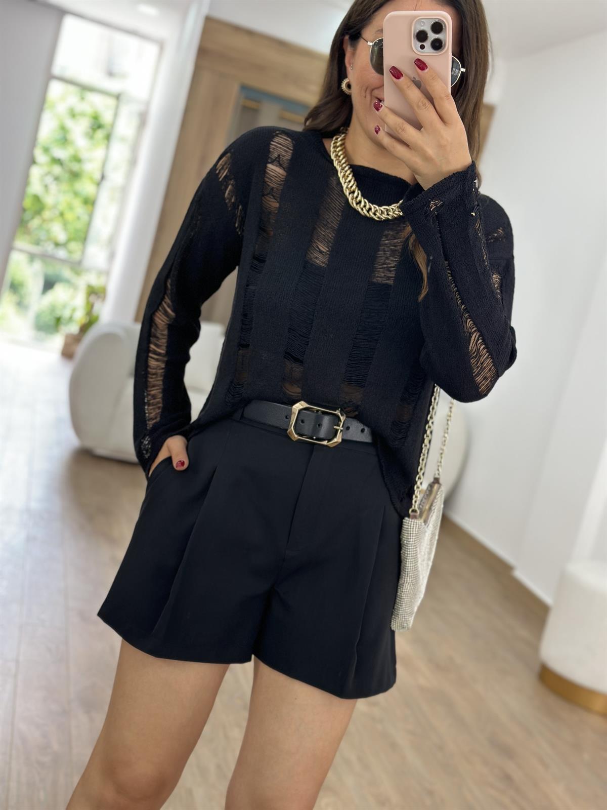 Yüksek Bel Krep Kumaş Cepli Şort-Siyah