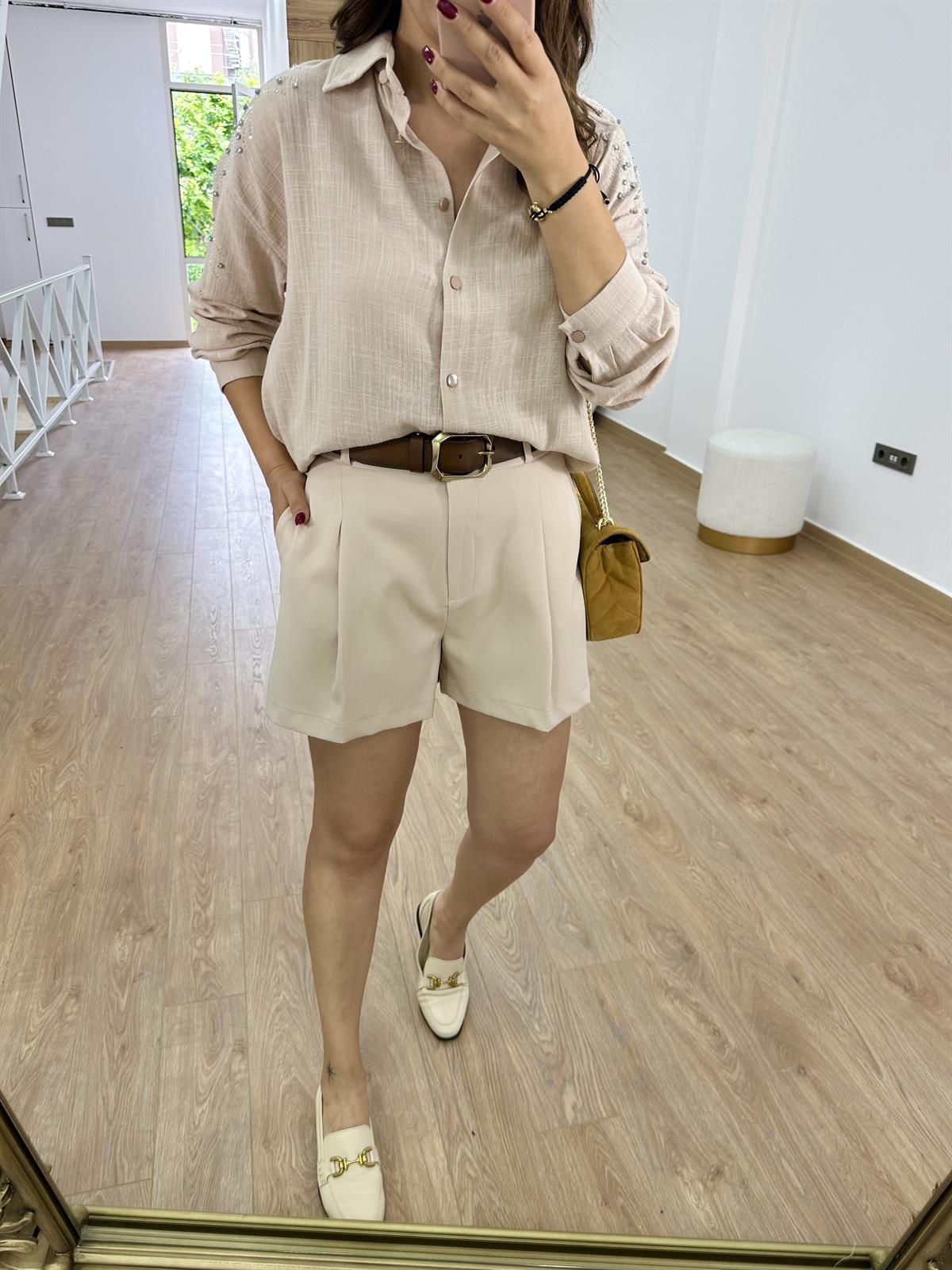 Yüksek Bel Krep Kumaş Cepli Şort-Taş