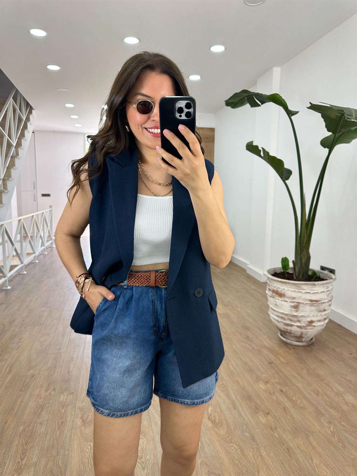 Yüksek Bel Şehir Boy Denim Şort