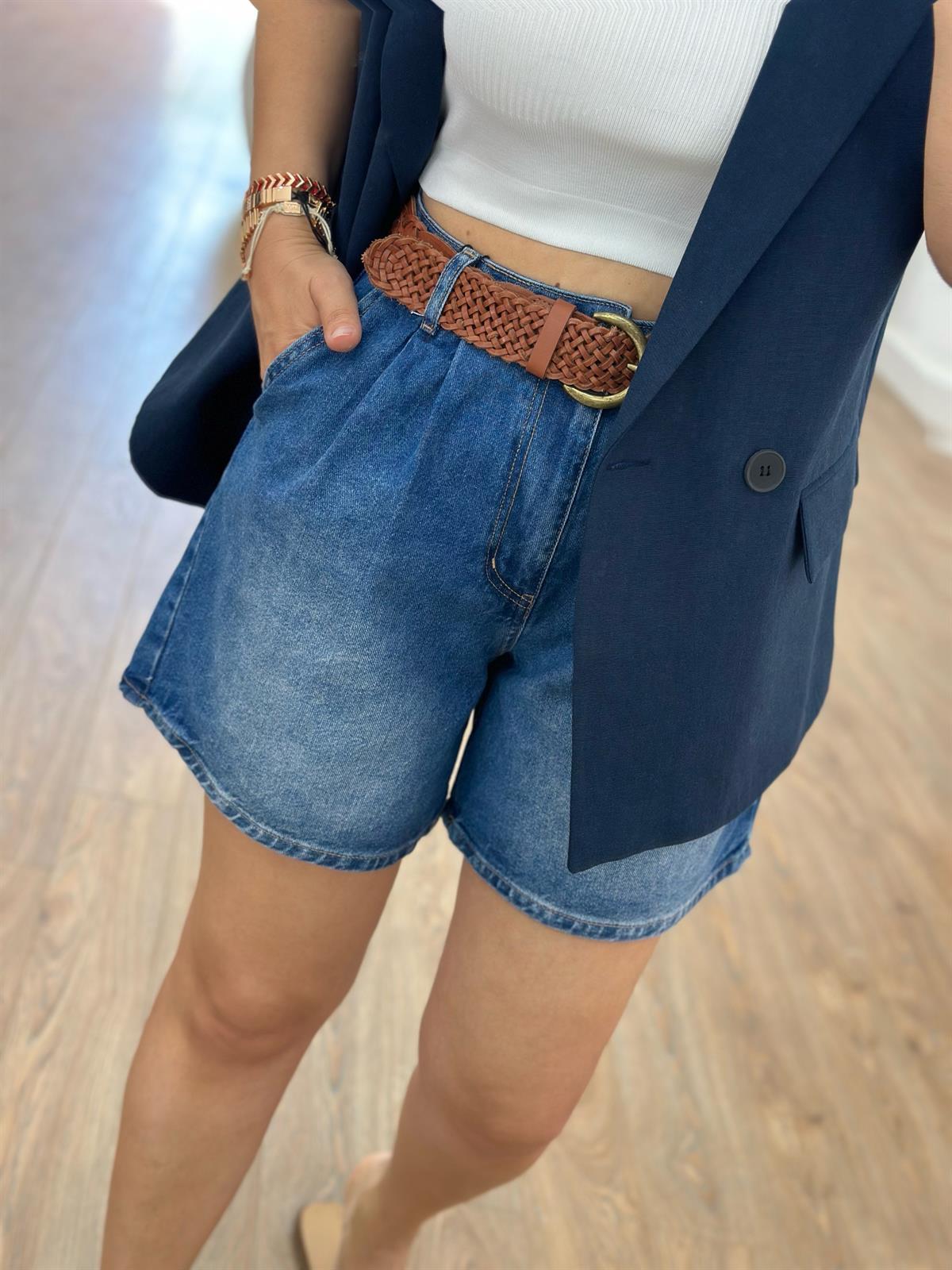 Yüksek Bel Şehir Boy Denim Şort