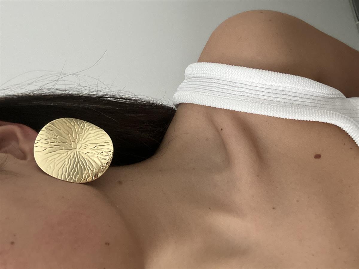 Yuvarlak İşlemeli Gold Küpe  5cm