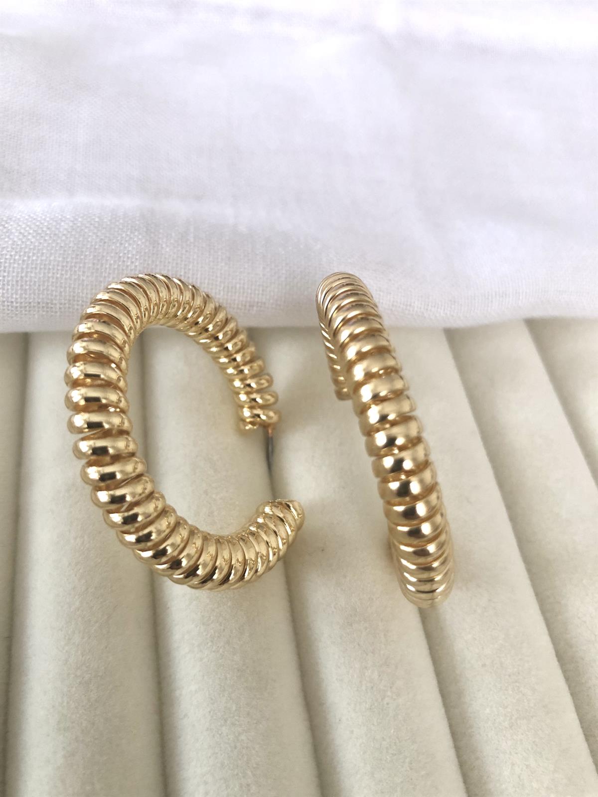 Yuvarlak Sarmal Gold Küpe
