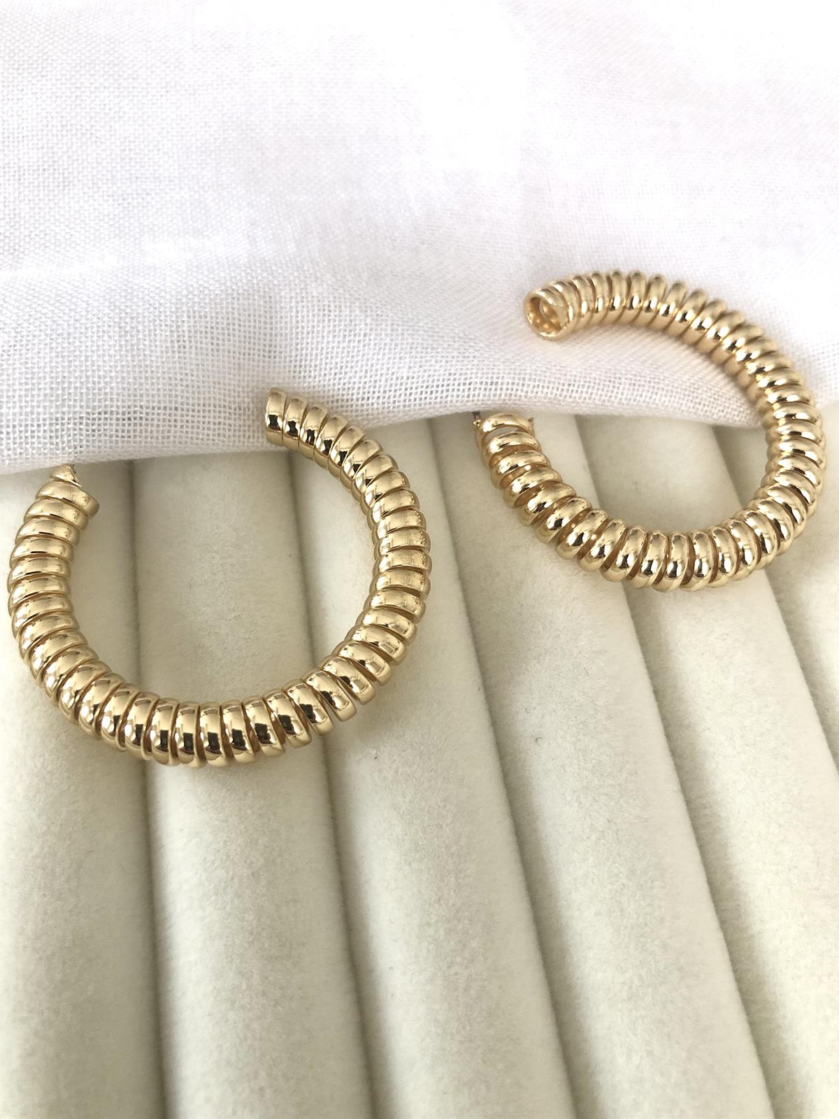 Yuvarlak Sarmal Gold Küpe