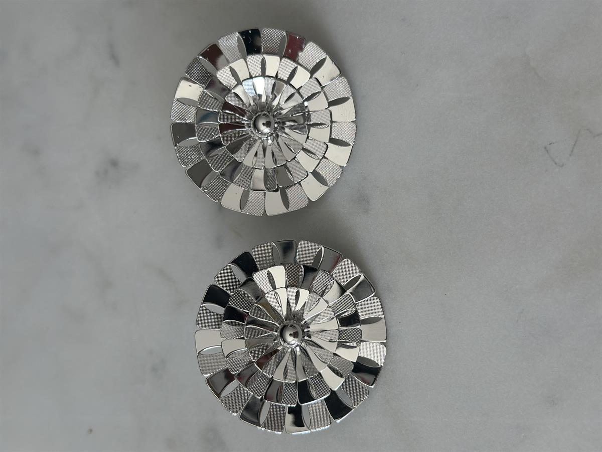 Yuvarlak Tasarım Geçmeli Silver Küpe 4cm
