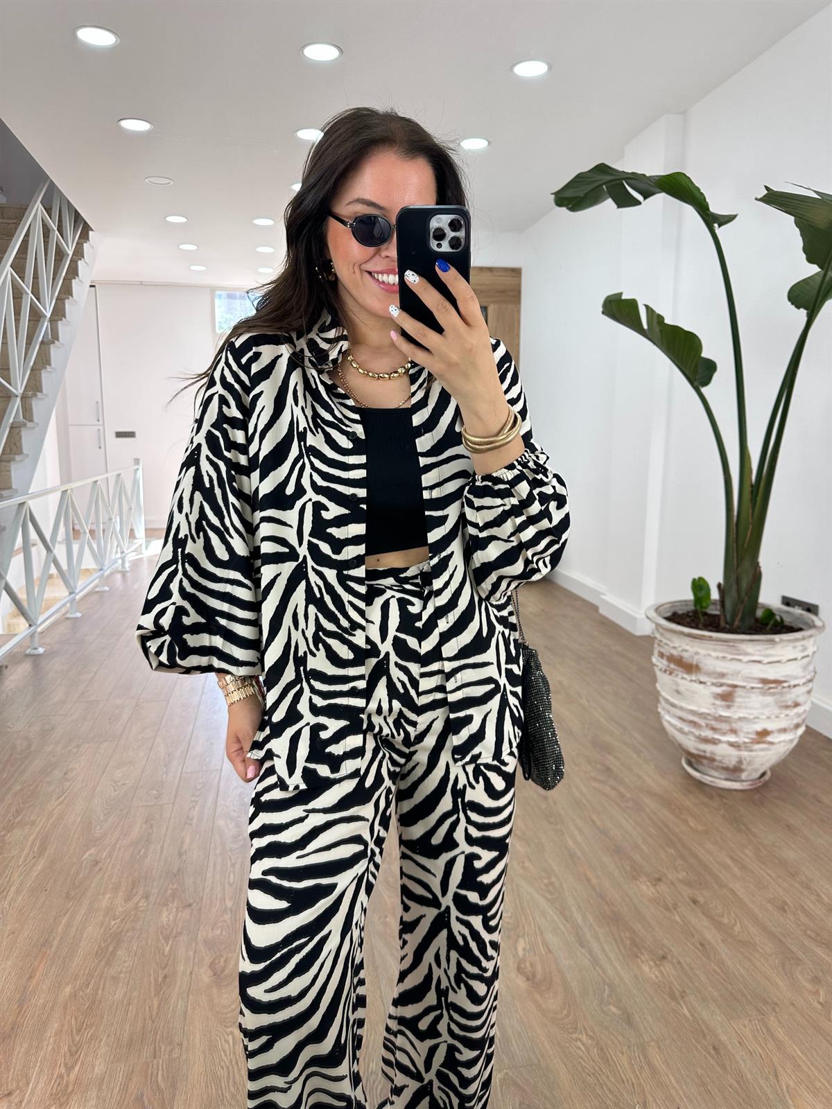 Zebra Desen Pantolon Gömlek Takım