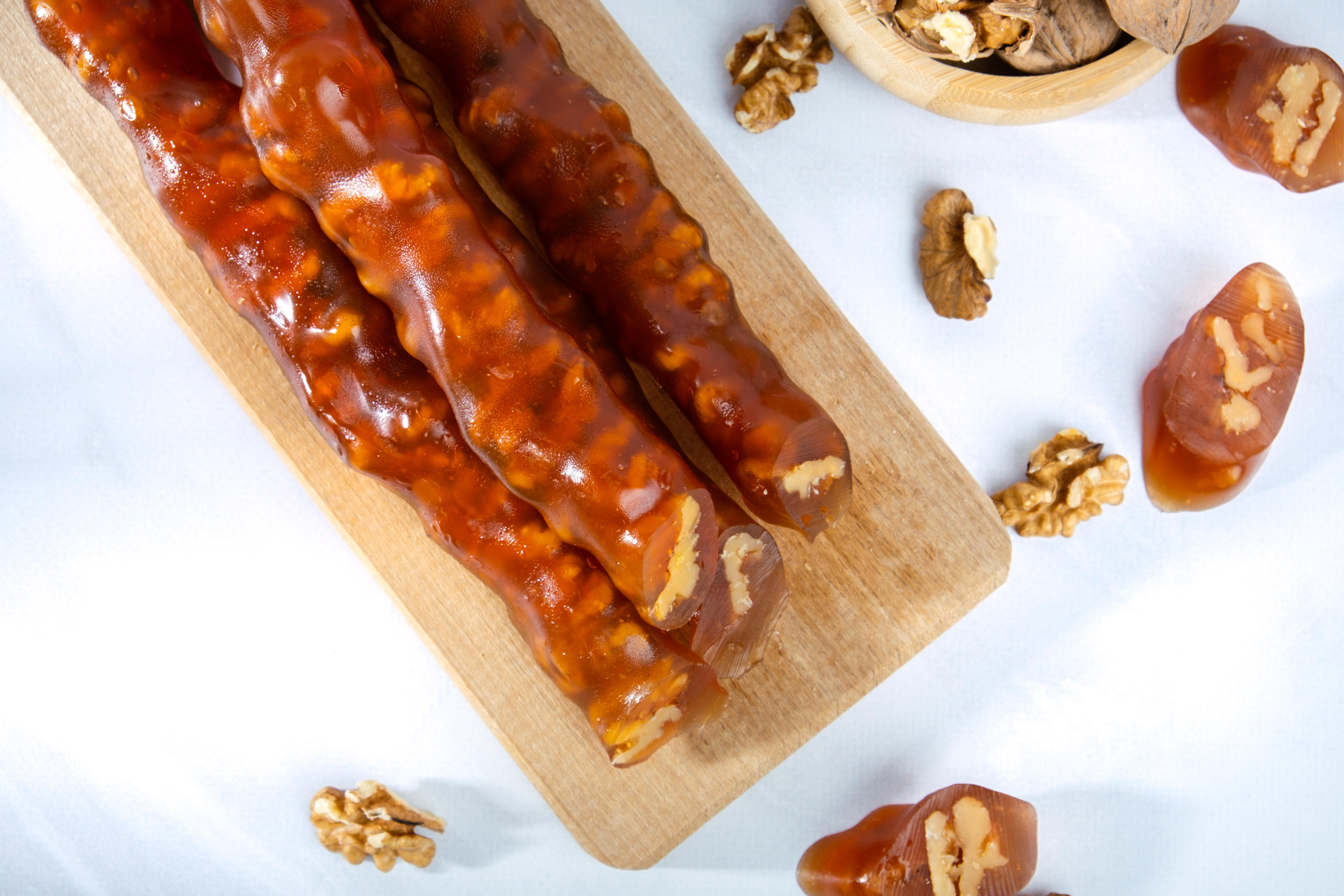 YÖRESEL CEVİZLİ SUCUK 