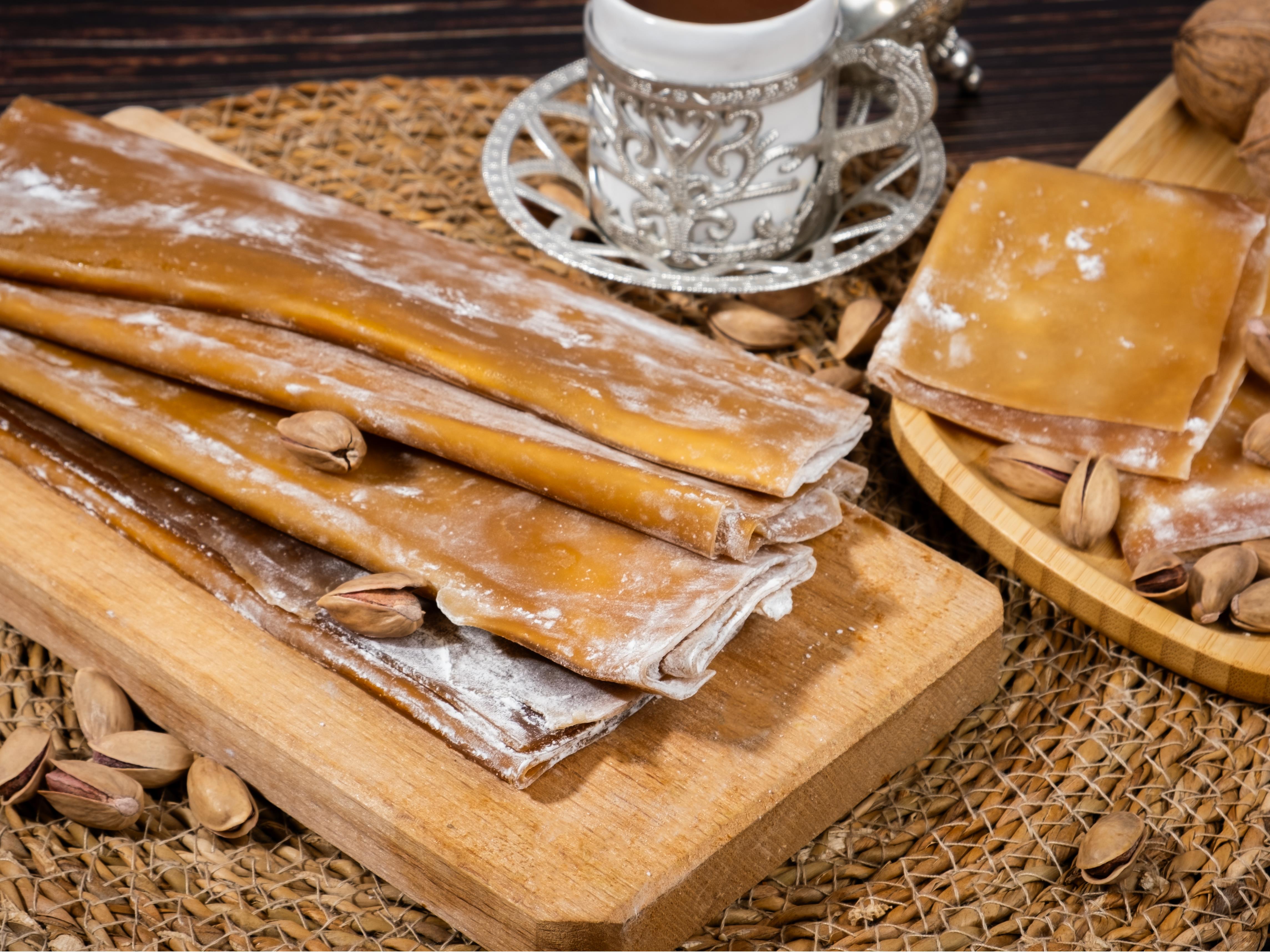 YÖRESEL ÜZÜM PESTİLİ