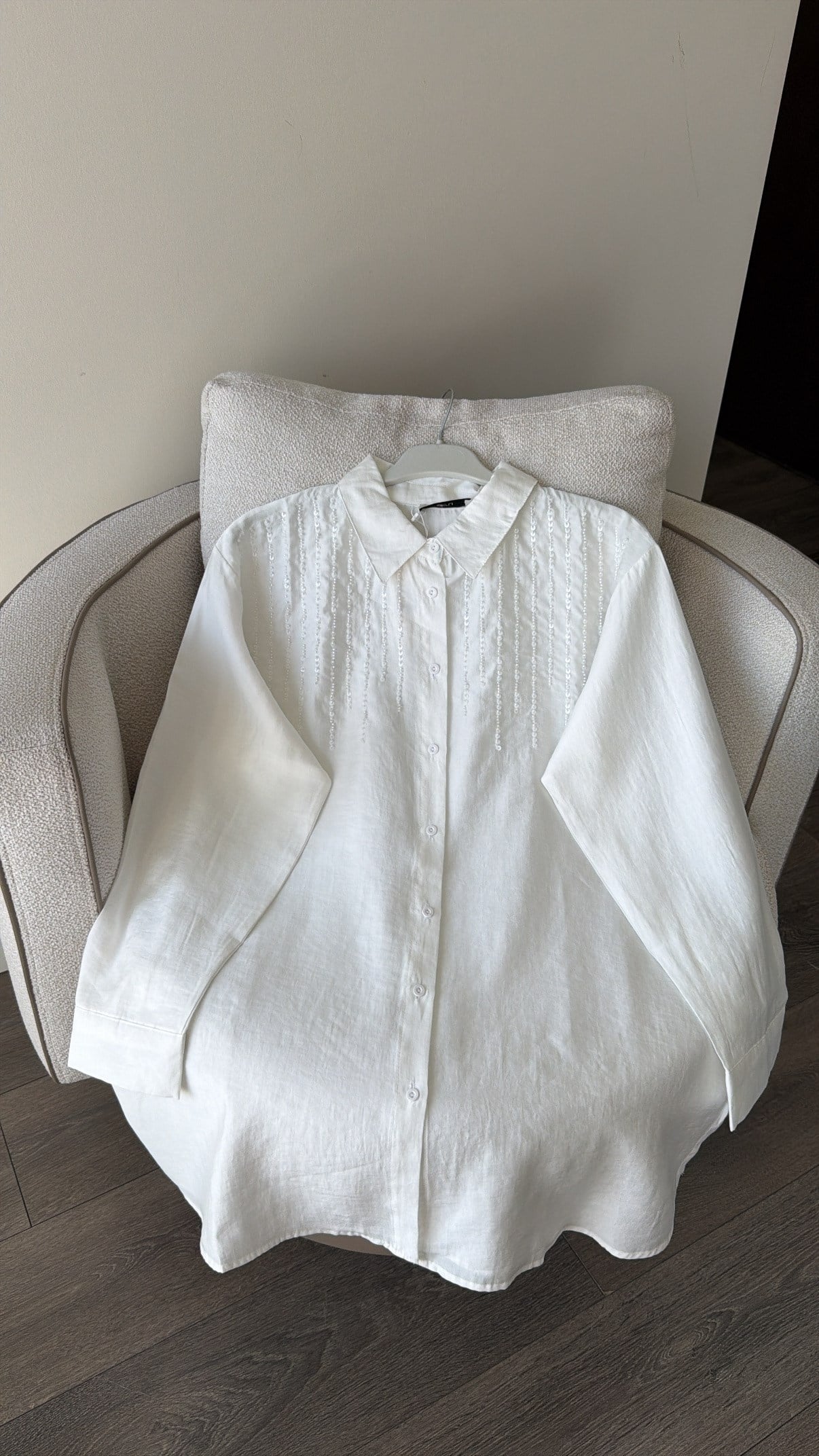 Sıralı Boncuk İşlemeli Gömlek - Beyaz