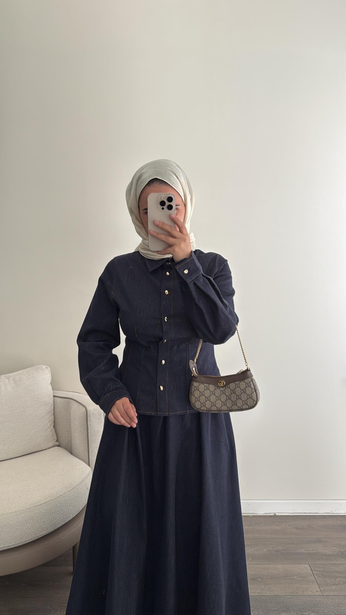 Beli Vurgulayan Denim Etekli Takım