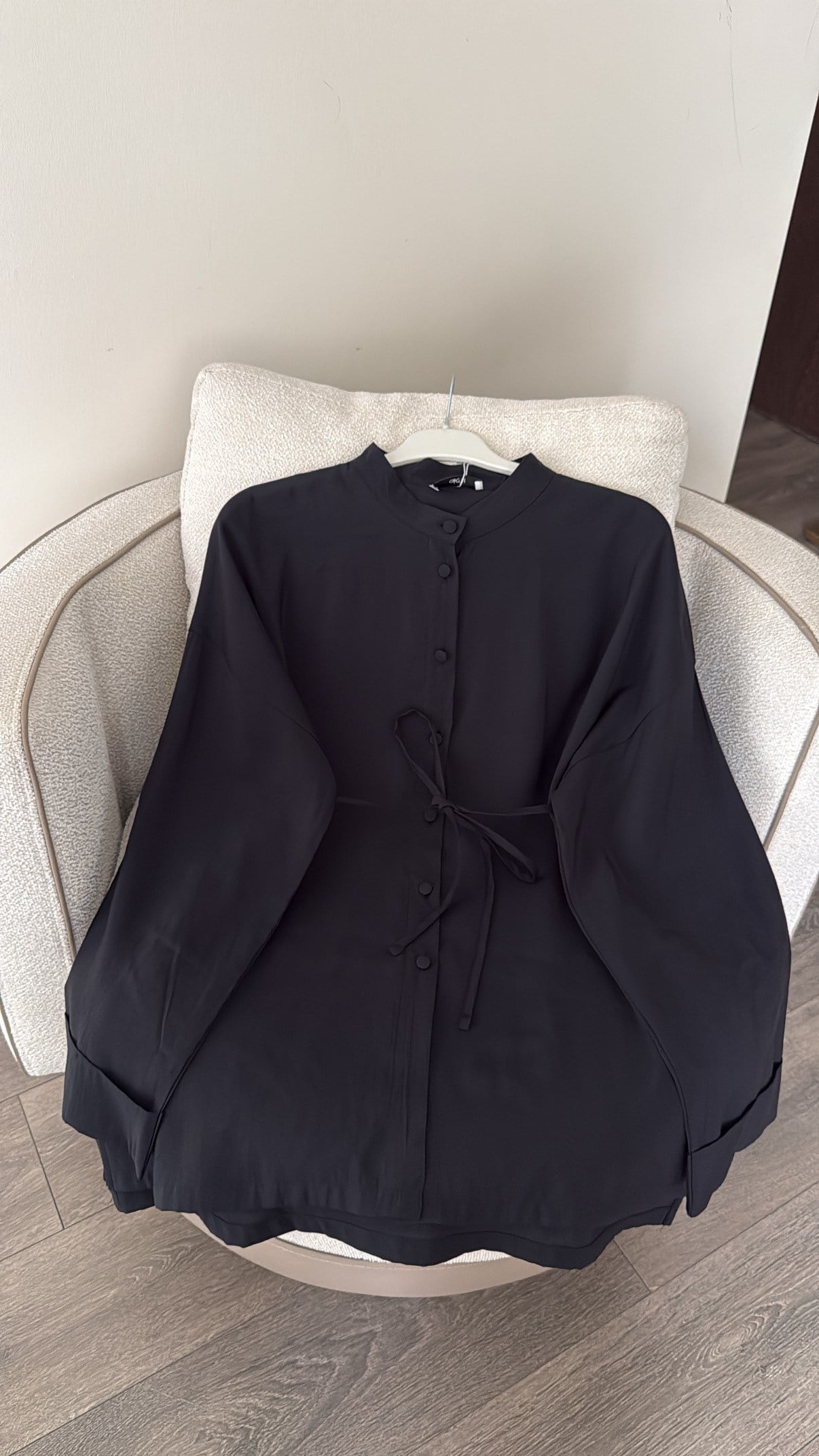 Duble Kol Yırtmaçlı Gömlek - Siyah