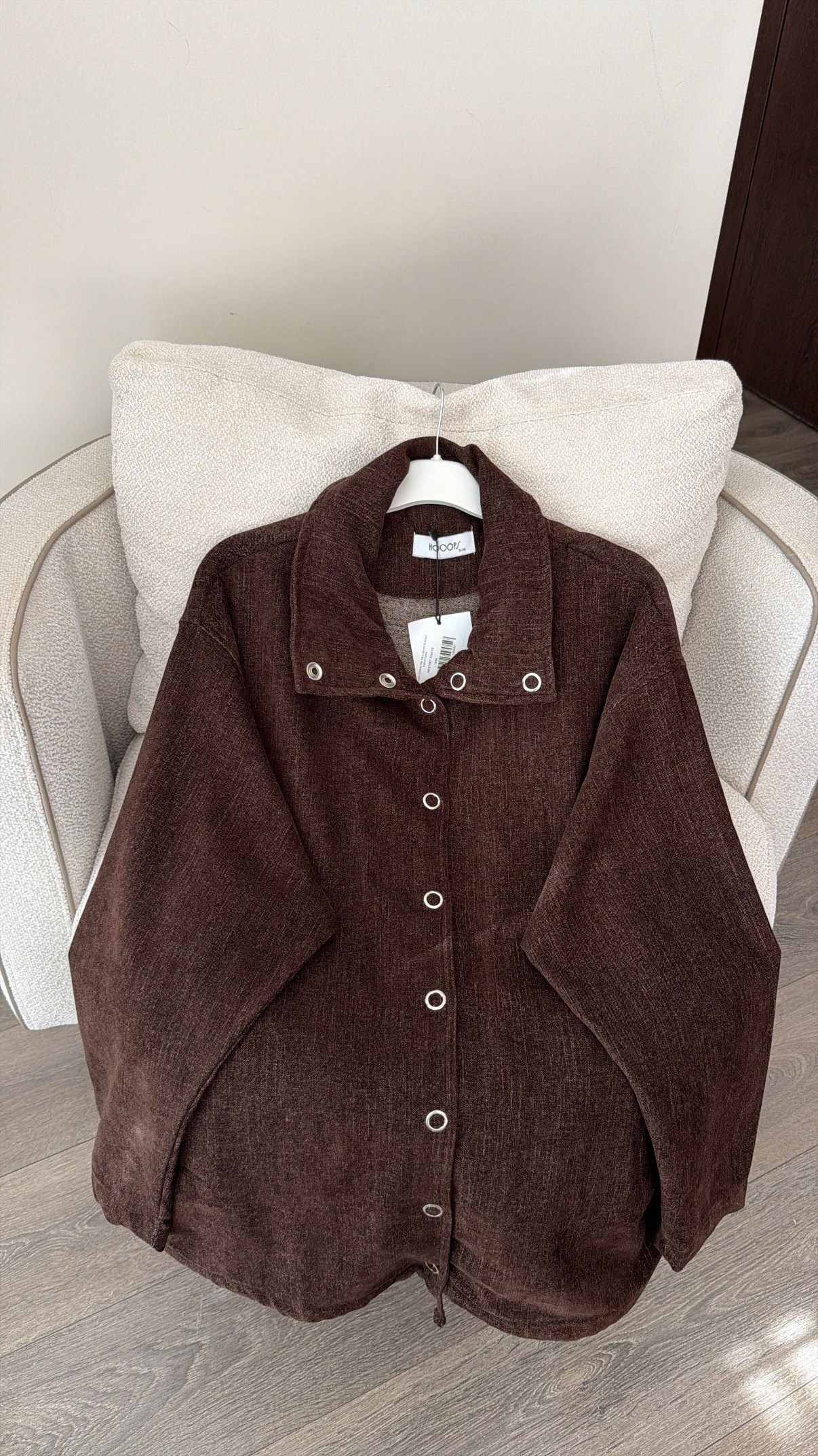 Kadife Dokulu Dik Yaka Çıtçıtlı Oversize Ceket - Kahve