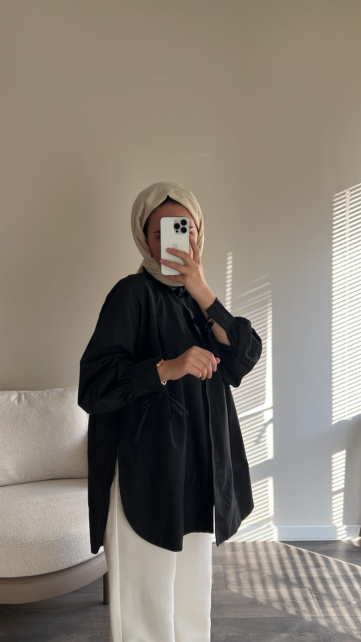 Kolları Bağlamalı Gömlek- Siyah