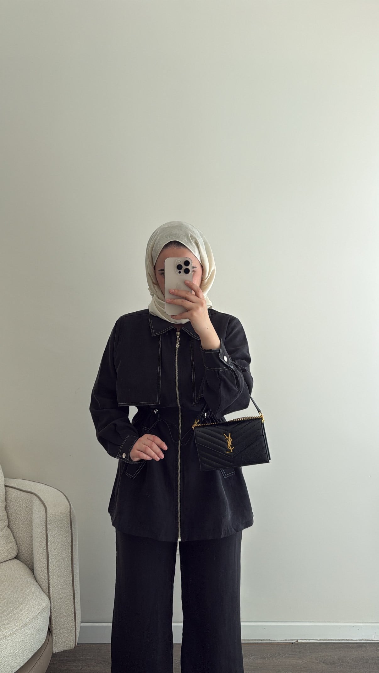 Kontrast Dikiş Detaylı Takım - Siyah