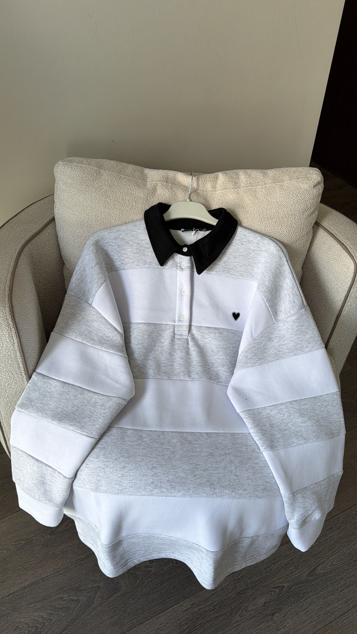 Nakış Detaylı Çizgili Sweatshirt - Gri