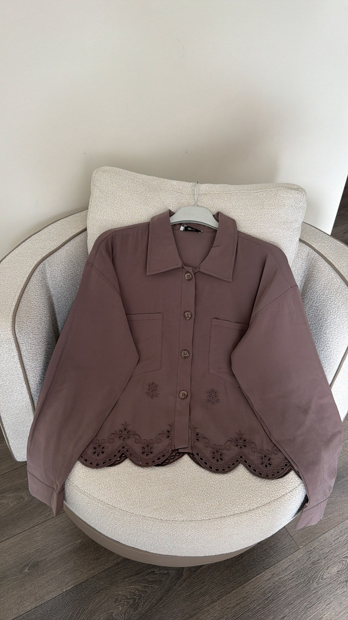 Nakış Detaylı Toprak Gömlek