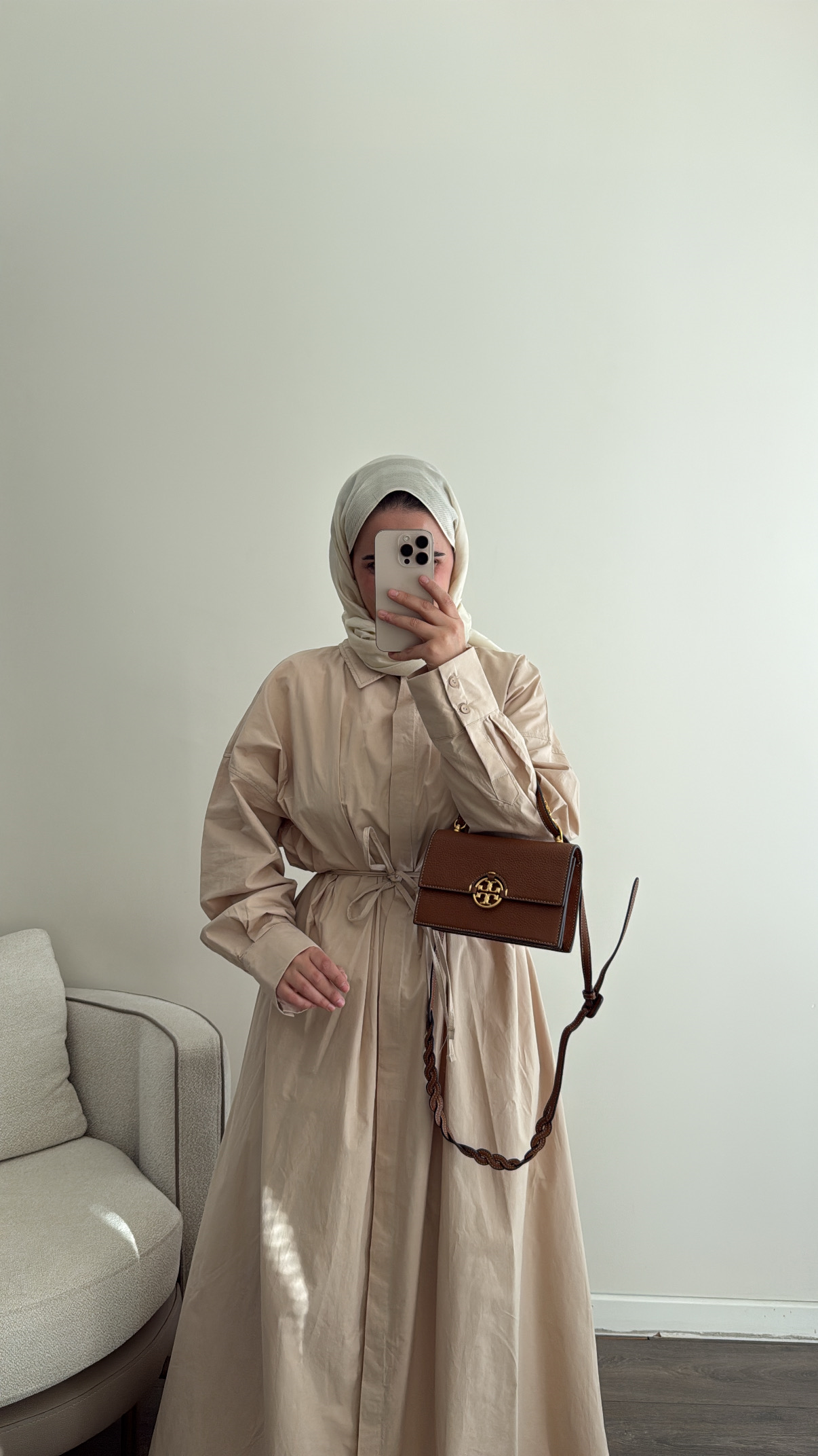 Pile Detaylı Bej Gömlek Elbise