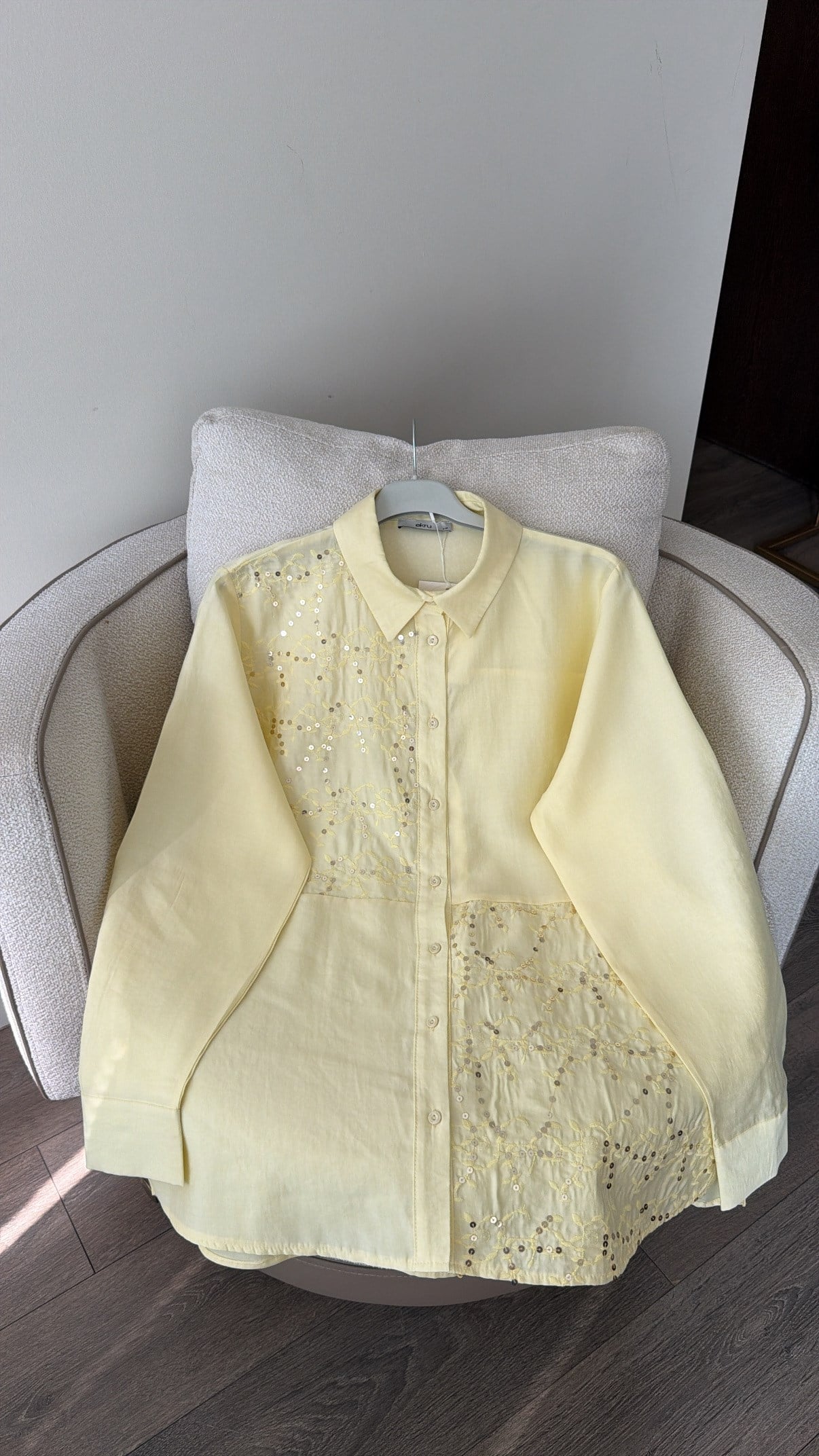 Pul İşleme Detaylı Gömlek - Limon Sarısı