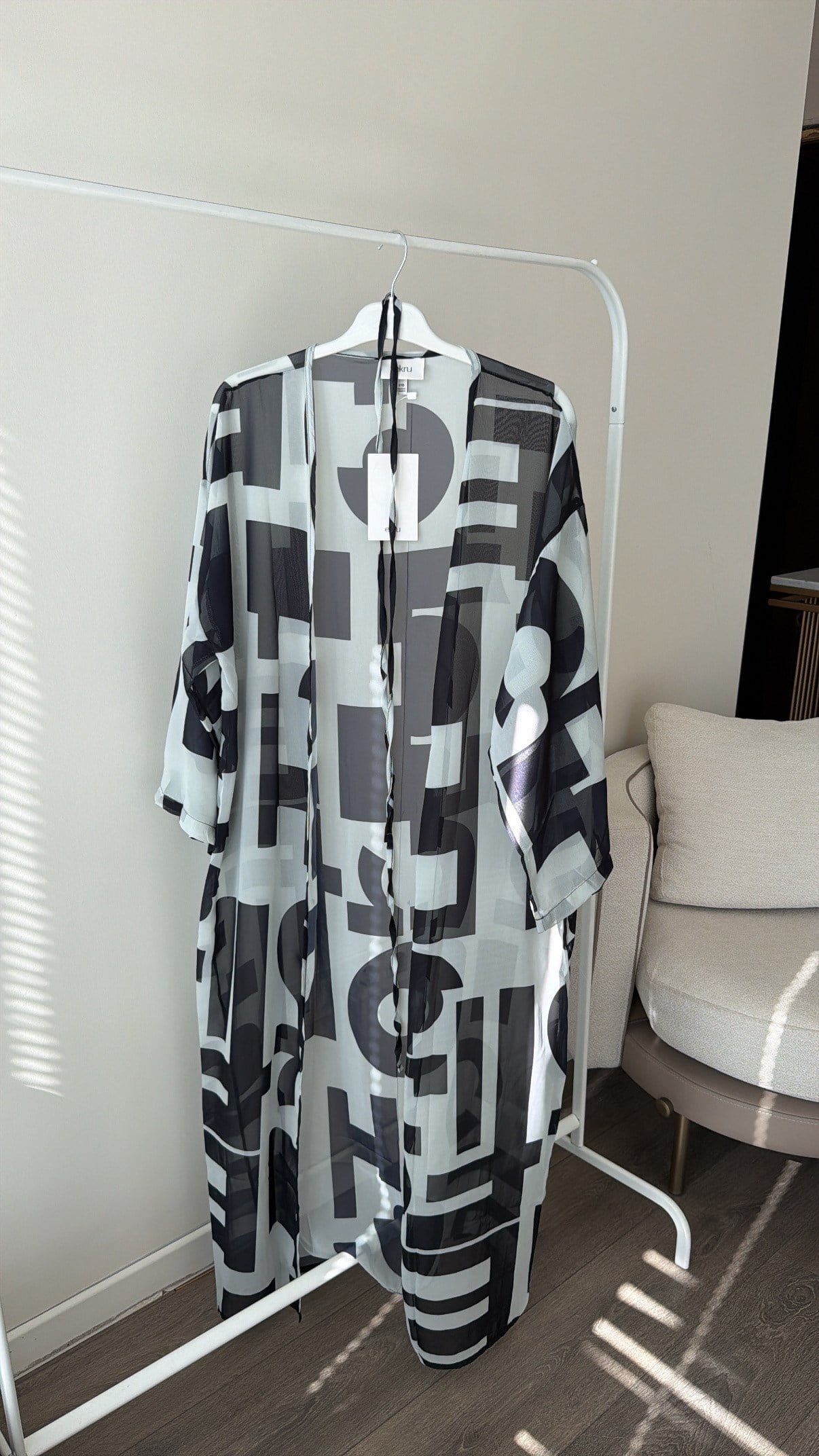 Siyah Beyaz Şifon Pareo