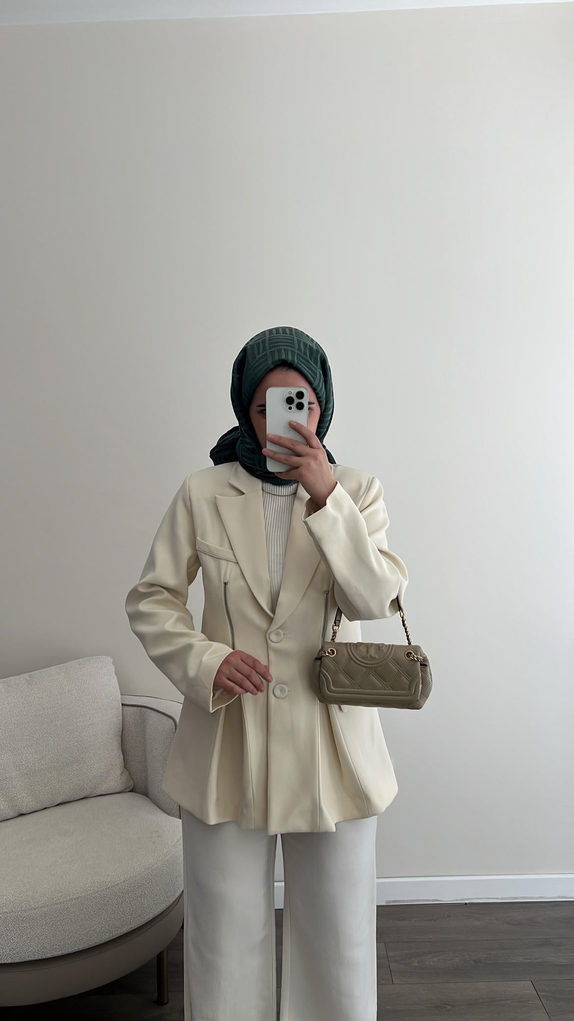 Umika Fermuar Detaylı Blazer - Krem