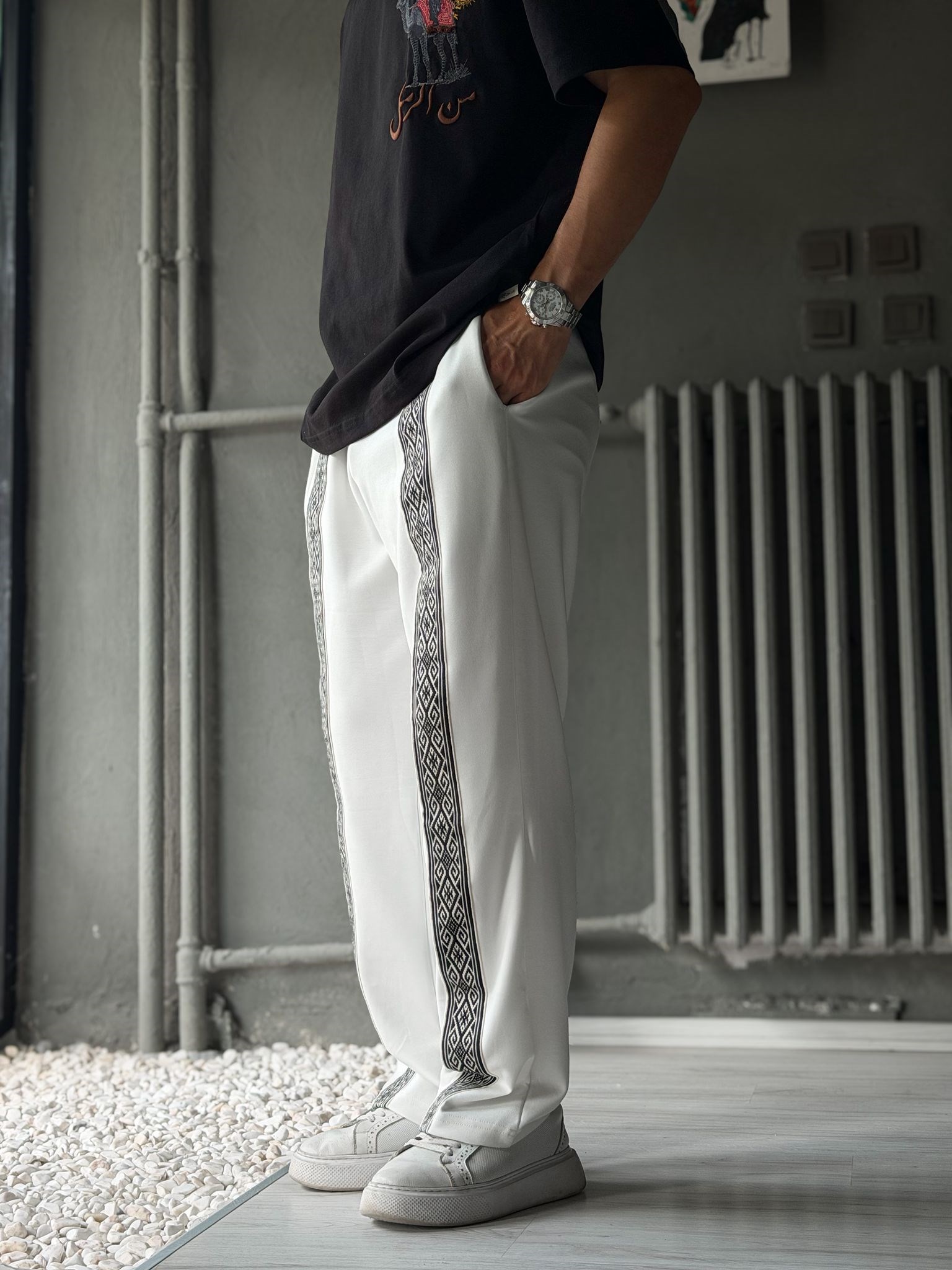 Baggy Kalıp Nakışlı Detayli Pantolon