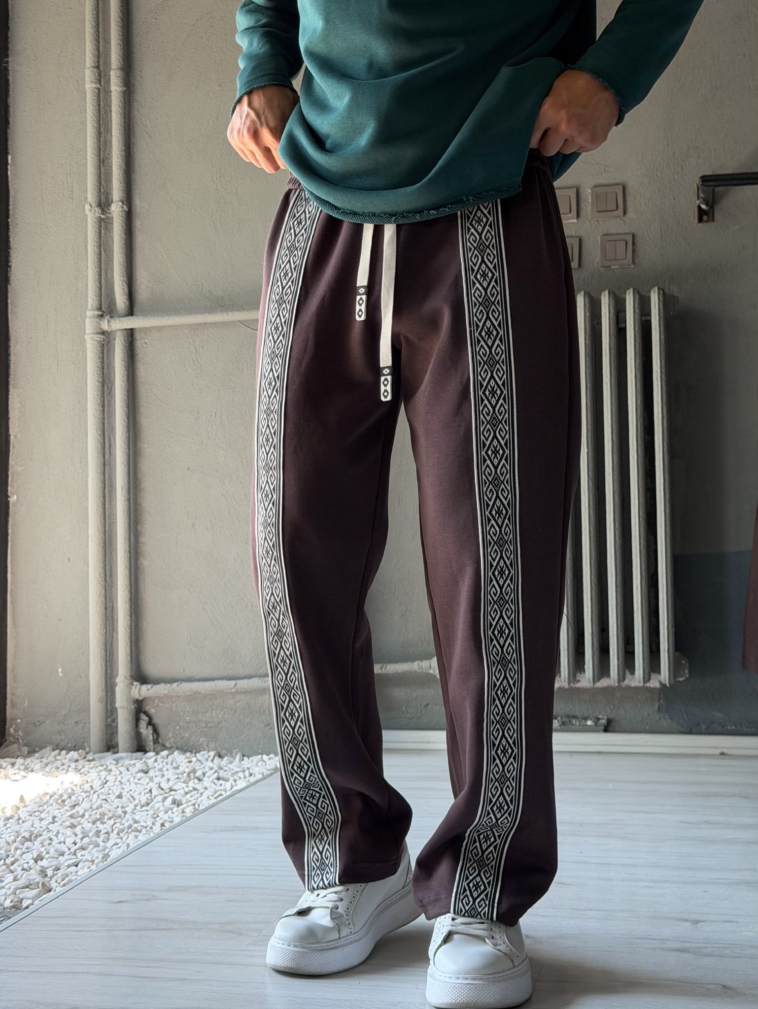Nakış Detaylı Baggy Pantolon