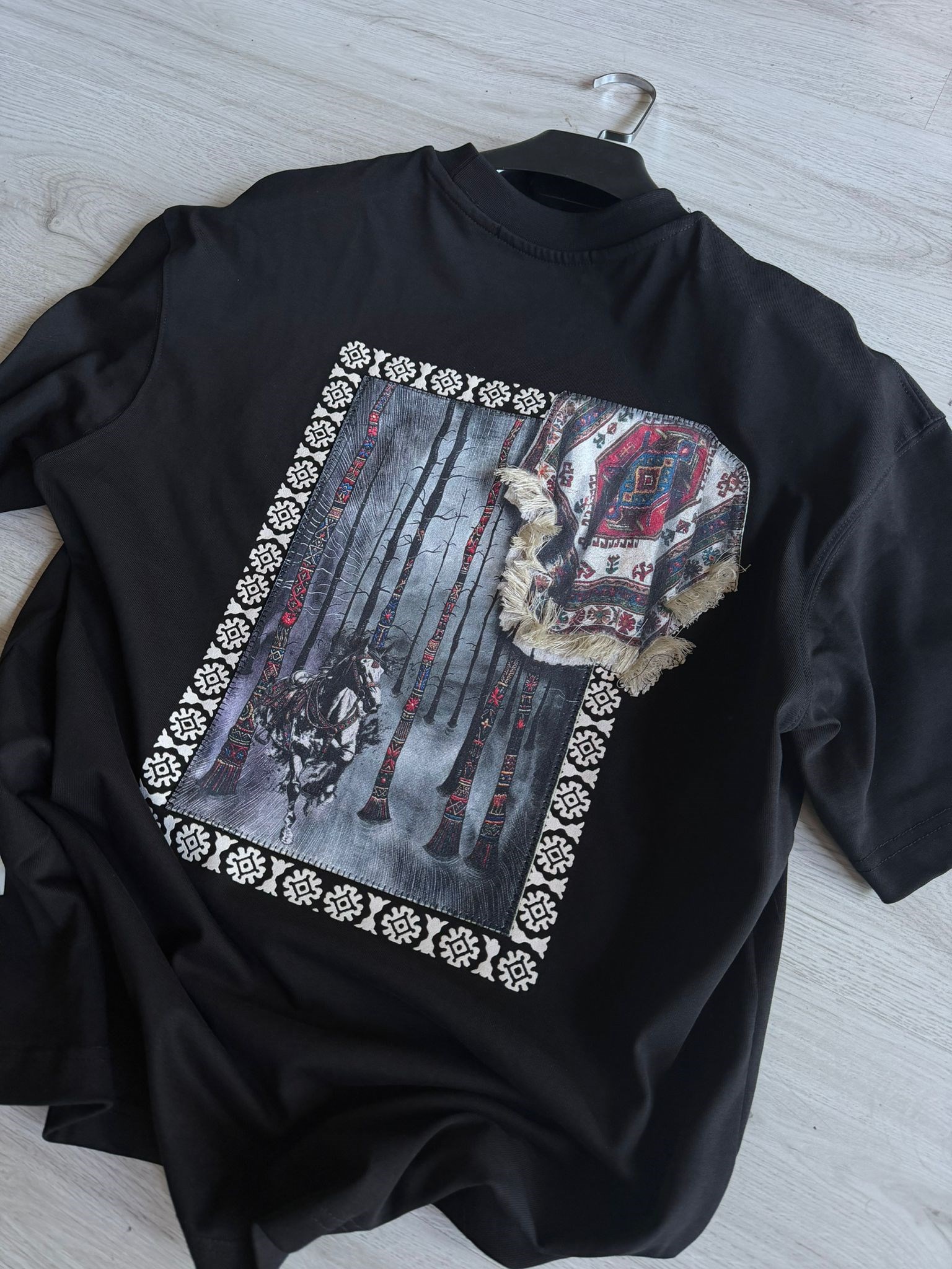 Oversize Baskılı Nakışlı T-shirt