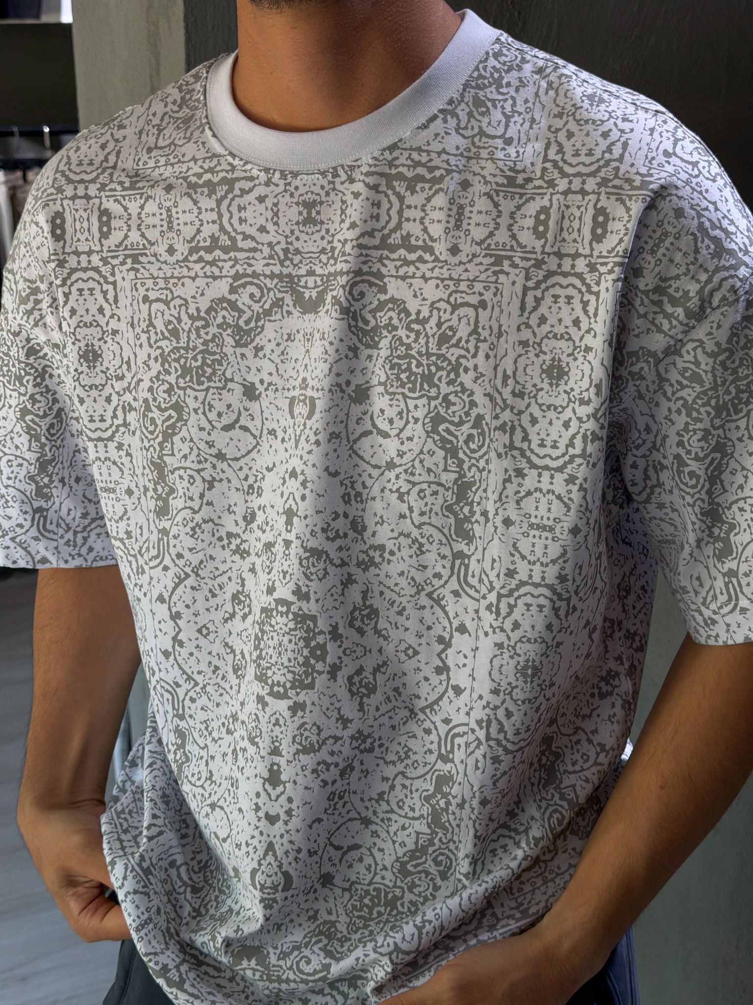 Oversize Detaylı T-shirt