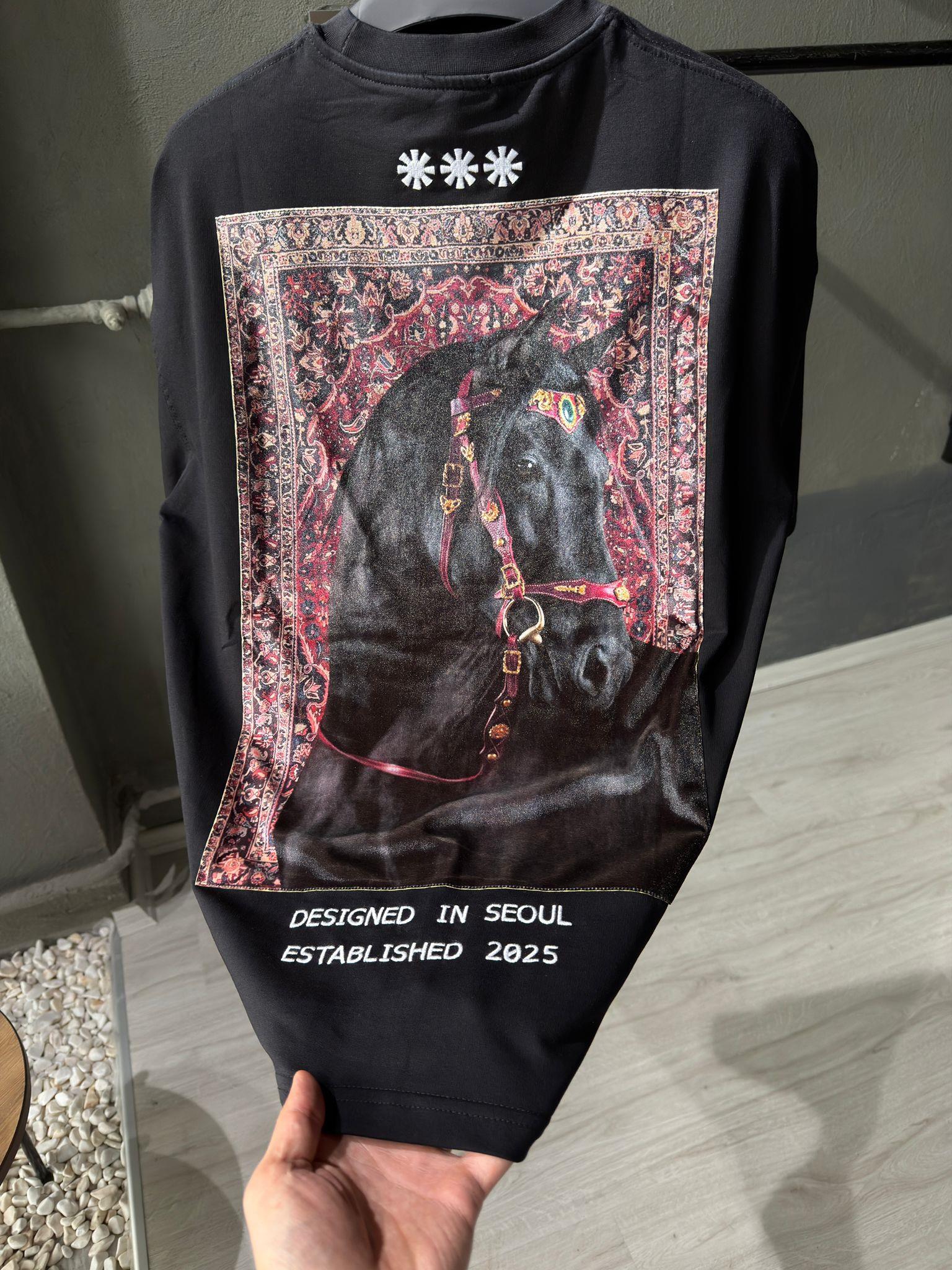 oversize punch print baskı ve nakış detaylı oversize t shirt