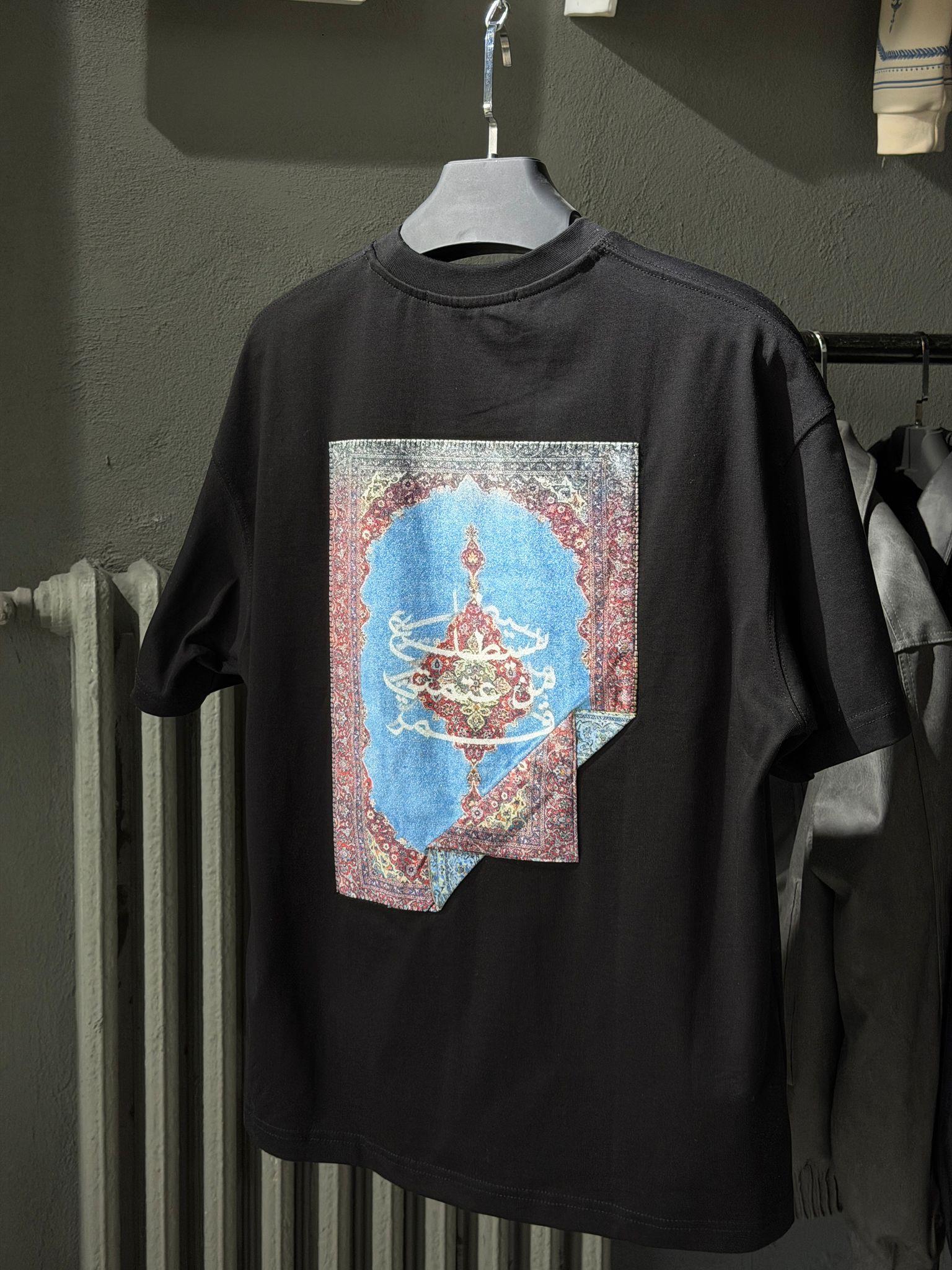 oversize punch print baskı ve nakış detaylı oversize t shirt